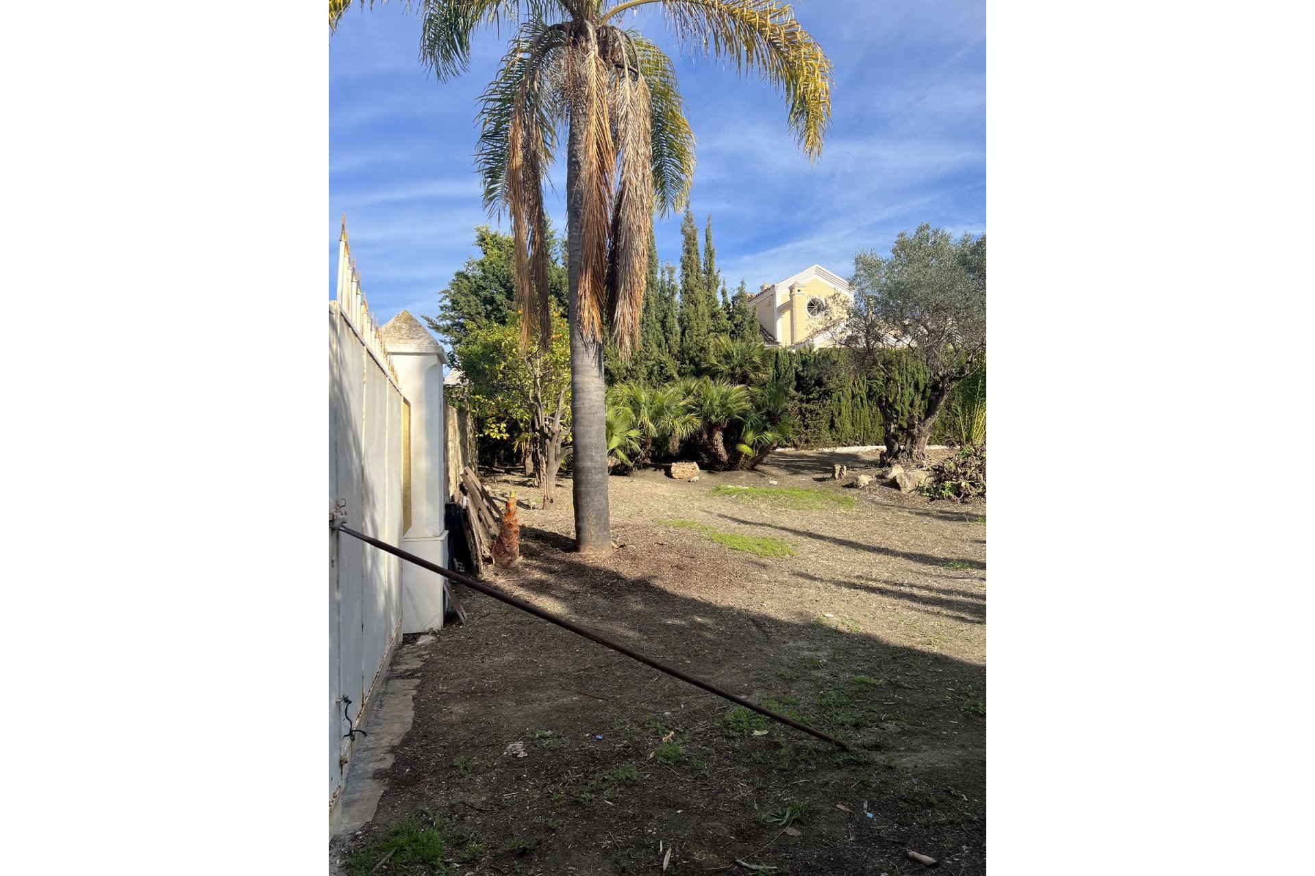 Resale - Plot - Residential Plot - Estepona - Bel Air