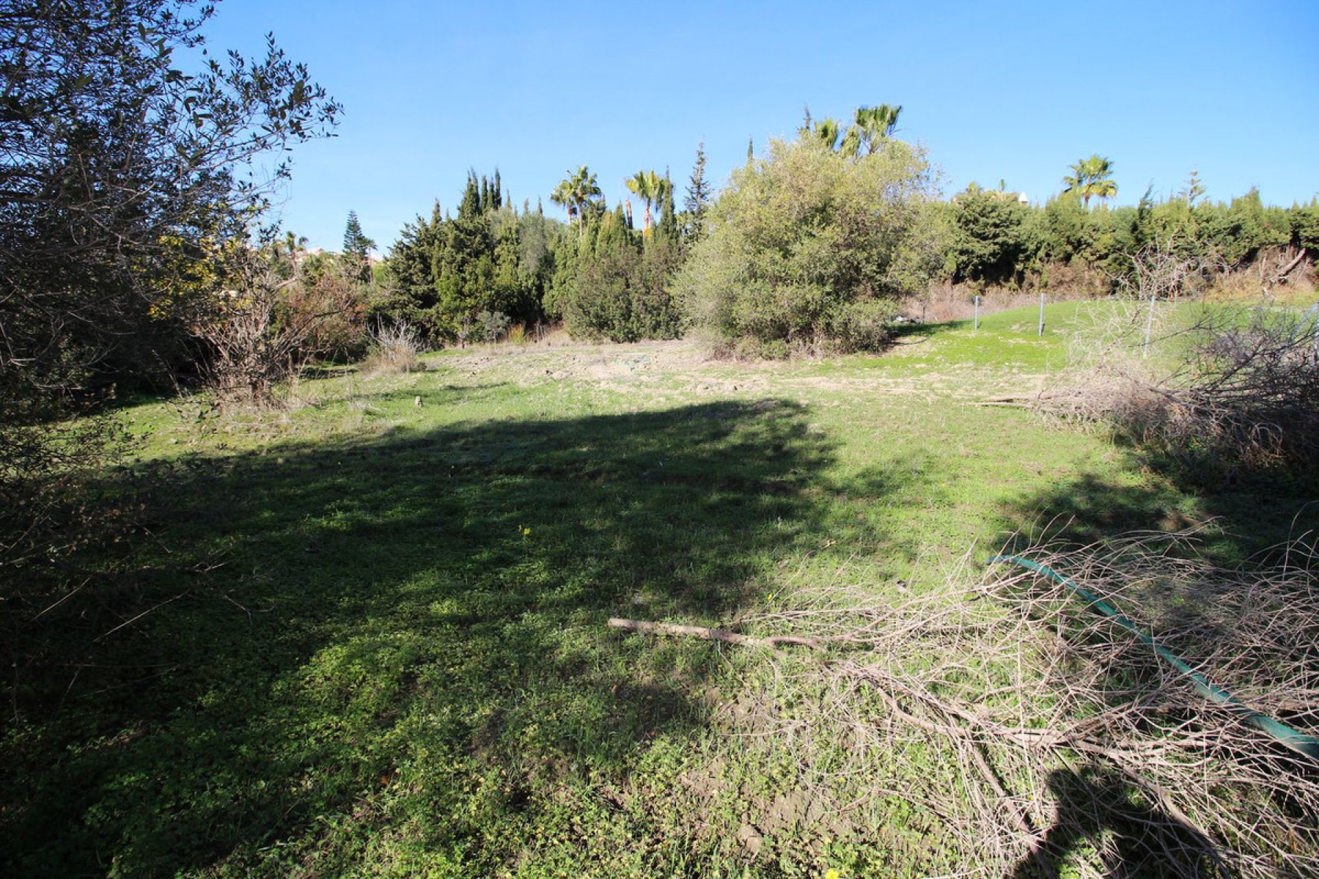 Resale - Plot - Residential Plot - Estepona - Bel Air