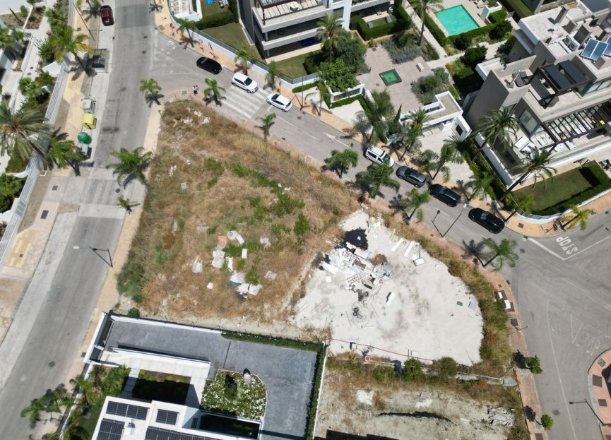 Resale - Plot - Residential Plot - Estepona - Cancelada