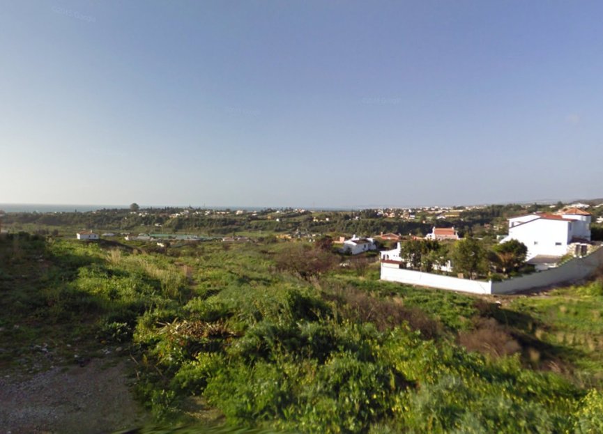 Resale - Plot - Residential Plot - Estepona - Estepona Centro