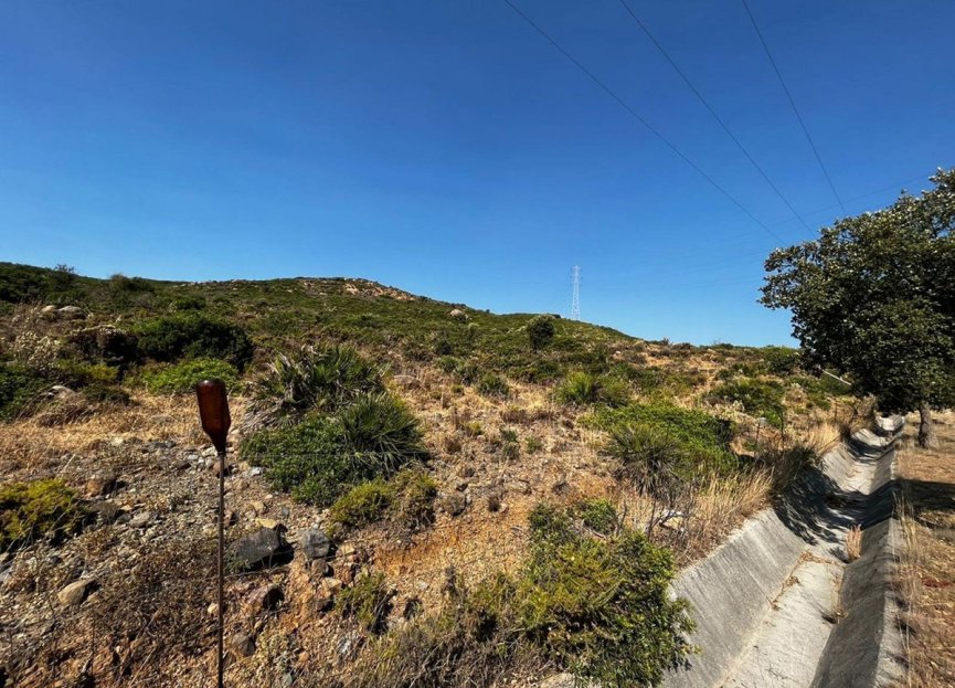 Resale - Plot - Residential Plot - Estepona - Estepona Centro