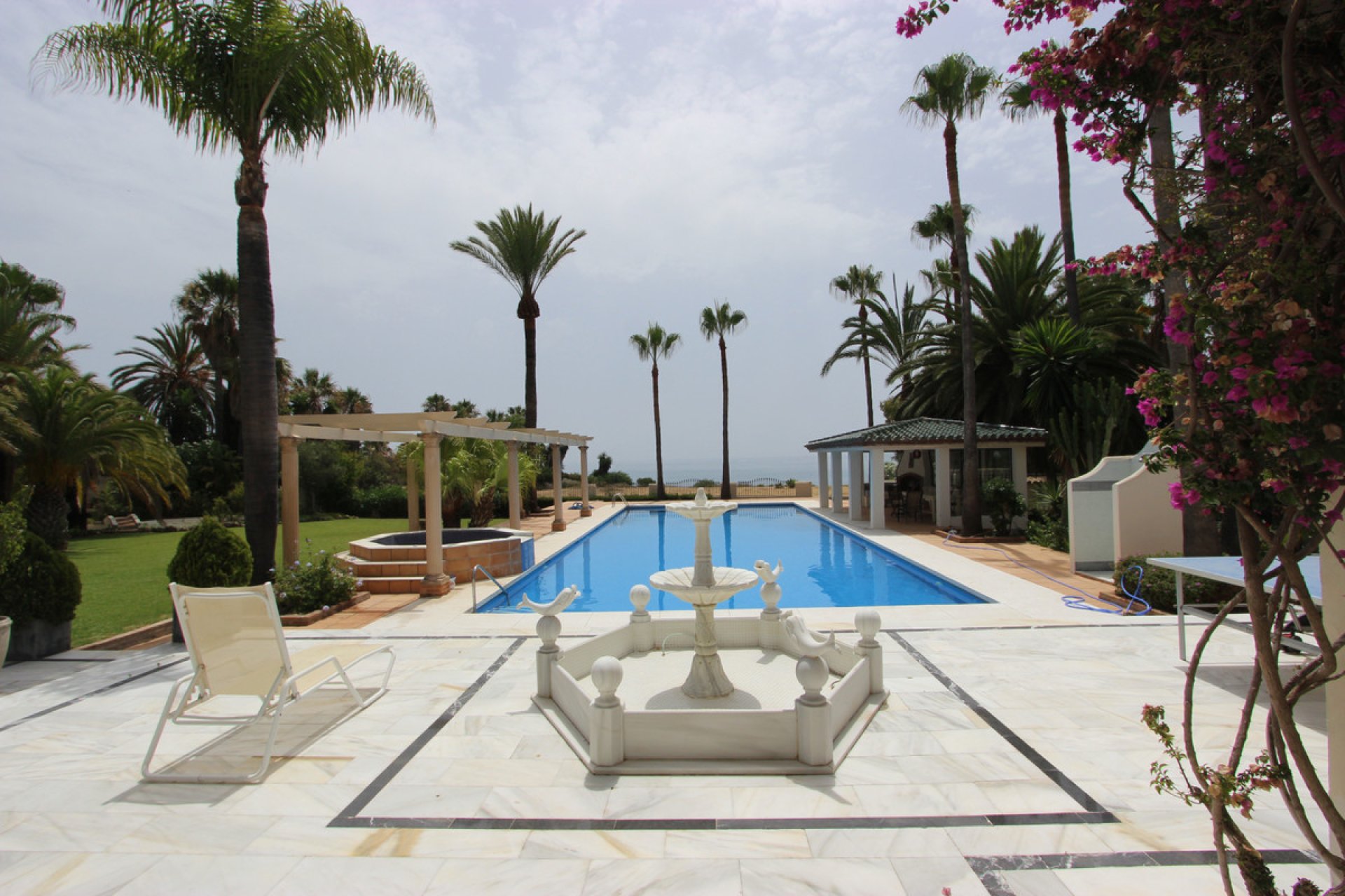 Resale - Plot - Residential Plot - Estepona - Estepona Centro