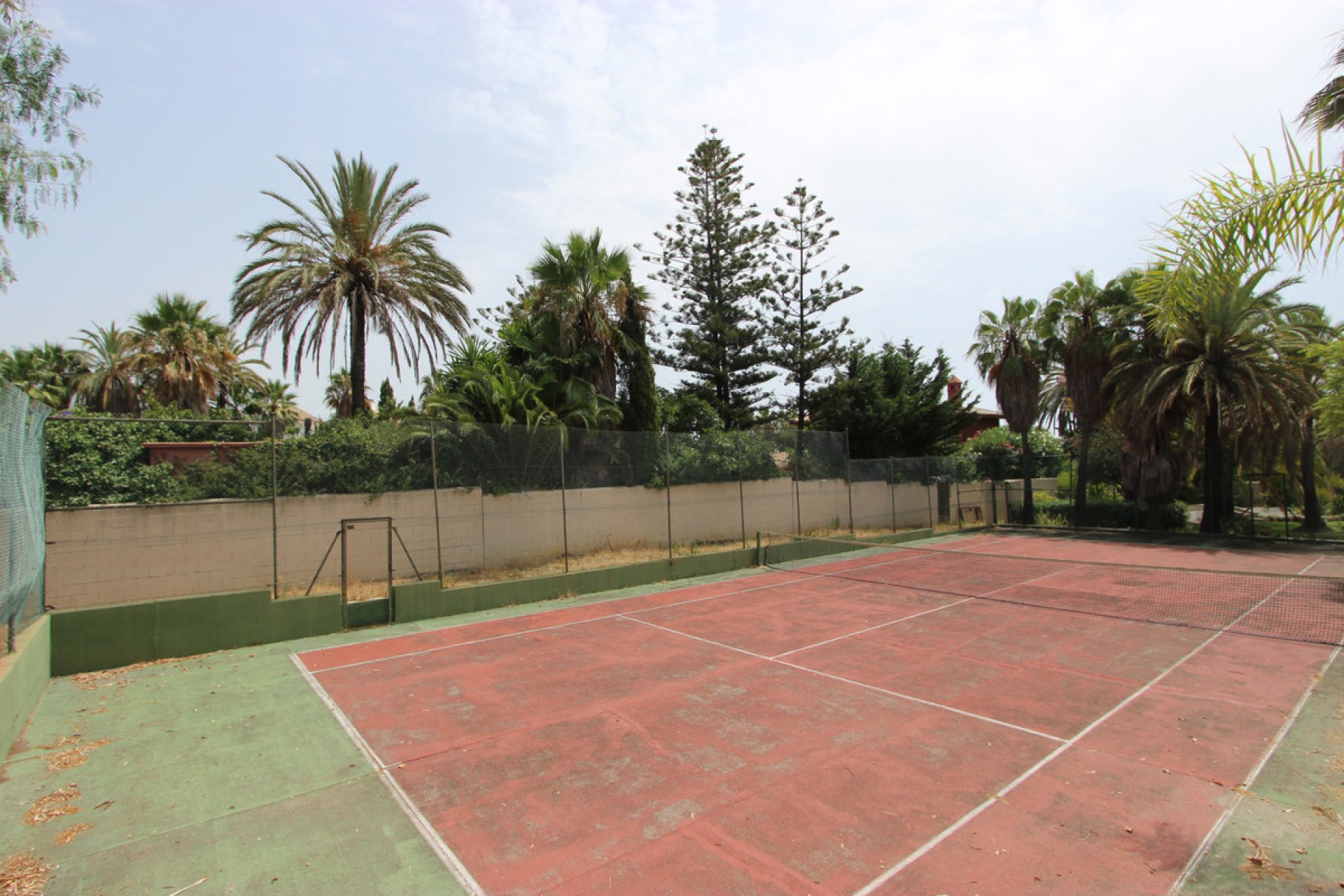 Resale - Plot - Residential Plot - Estepona - Estepona Centro