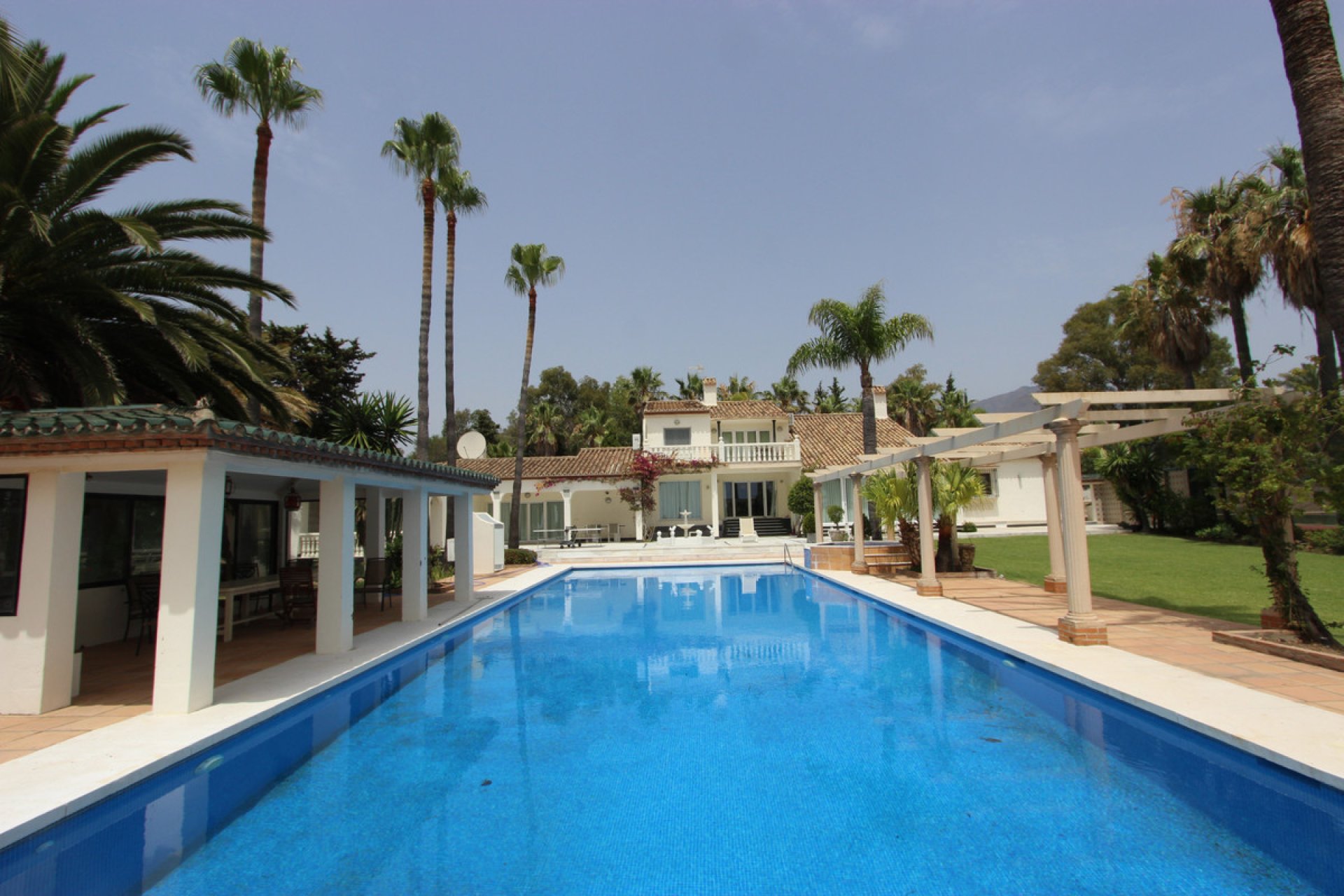 Resale - Plot - Residential Plot - Estepona - Estepona Centro