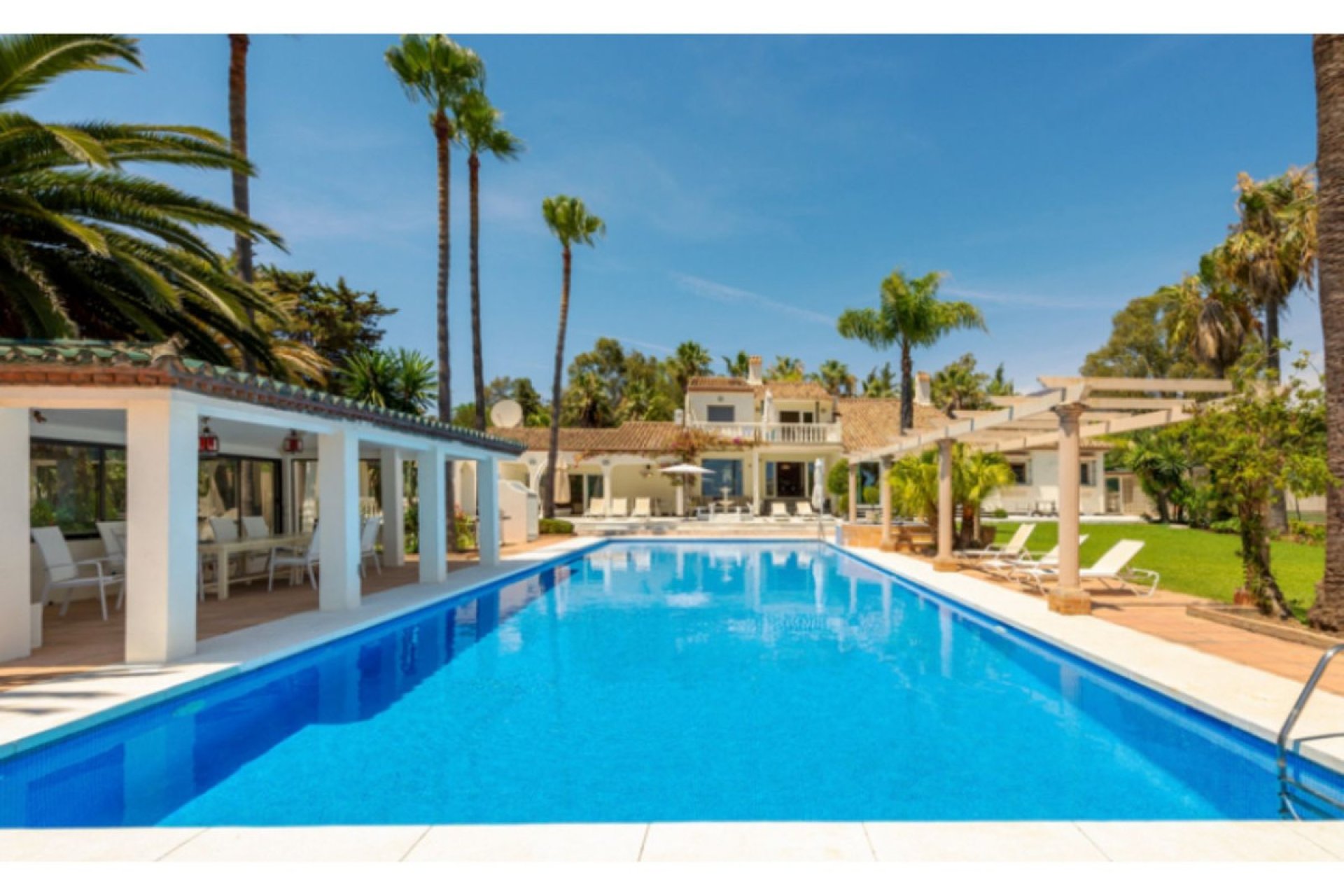 Resale - Plot - Residential Plot - Estepona - Estepona Centro