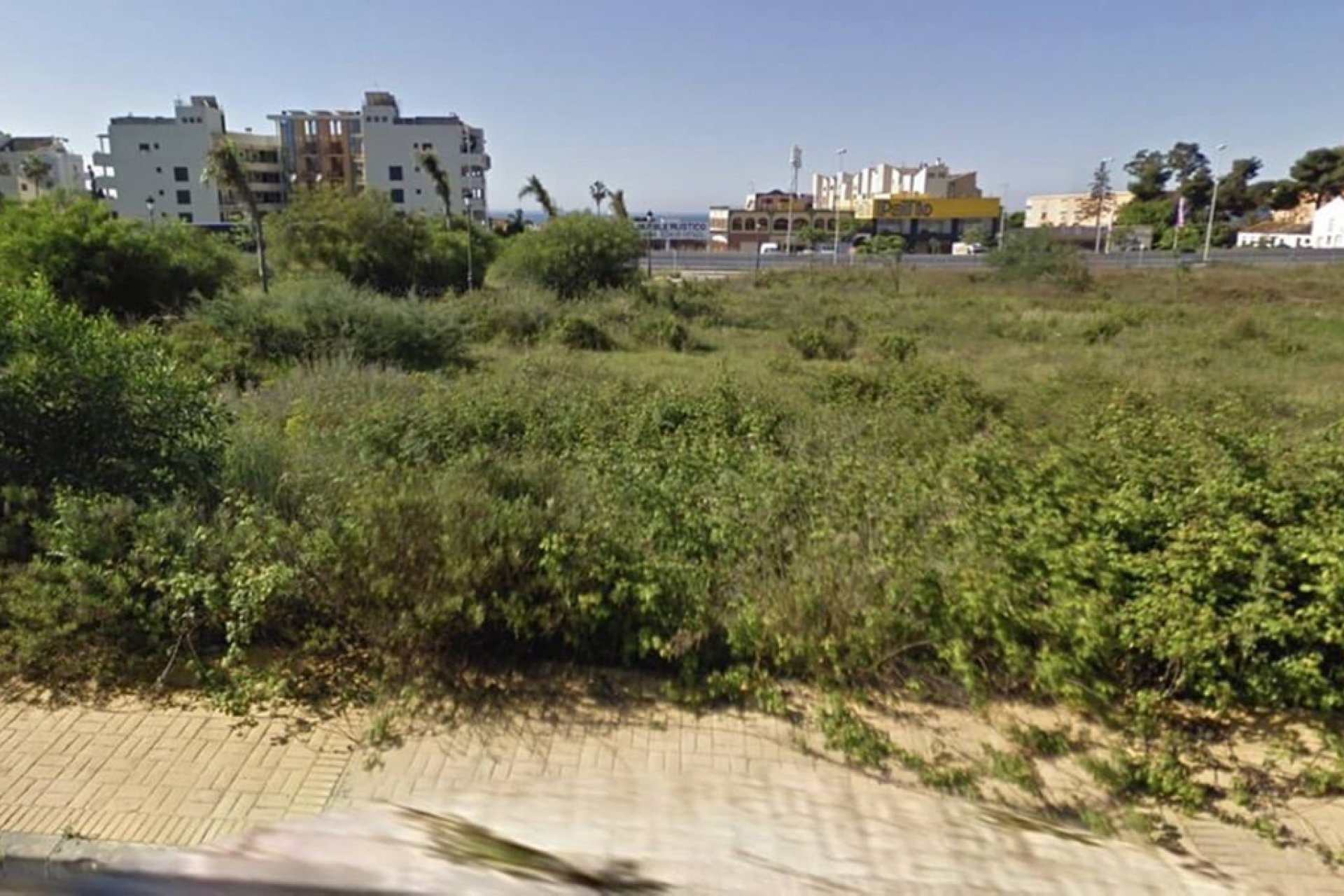 Resale - Plot - Residential Plot - Estepona - Estepona Centro