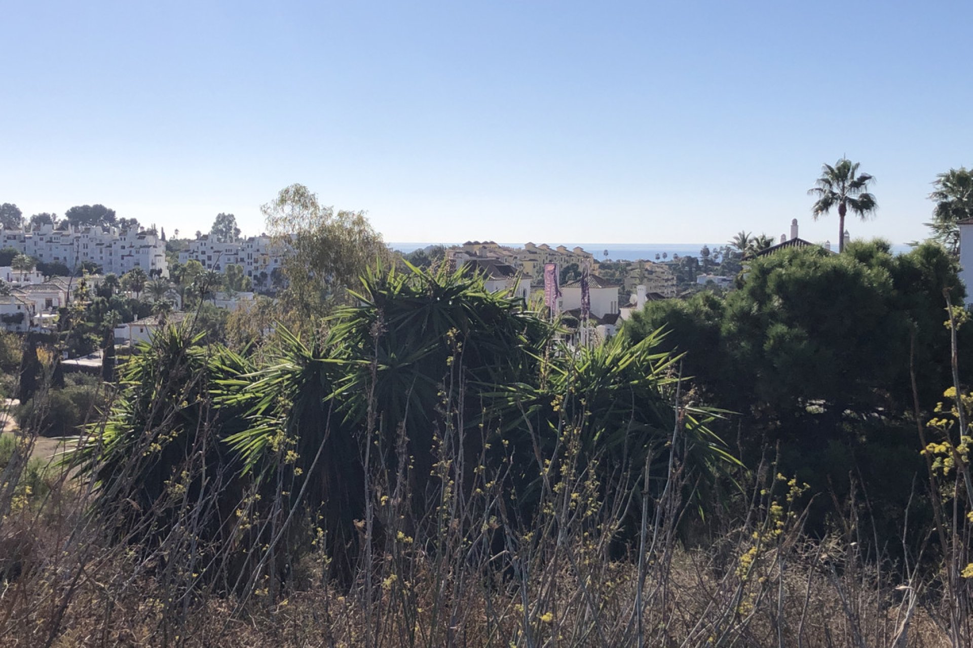 Resale - Plot - Residential Plot - Estepona - Selwo