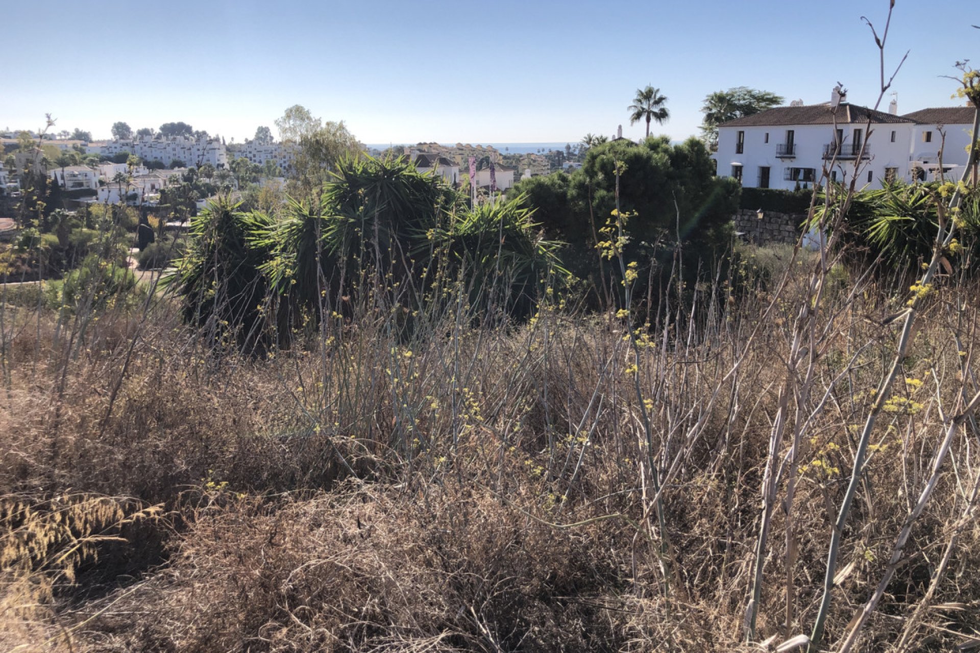 Resale - Plot - Residential Plot - Estepona - Selwo