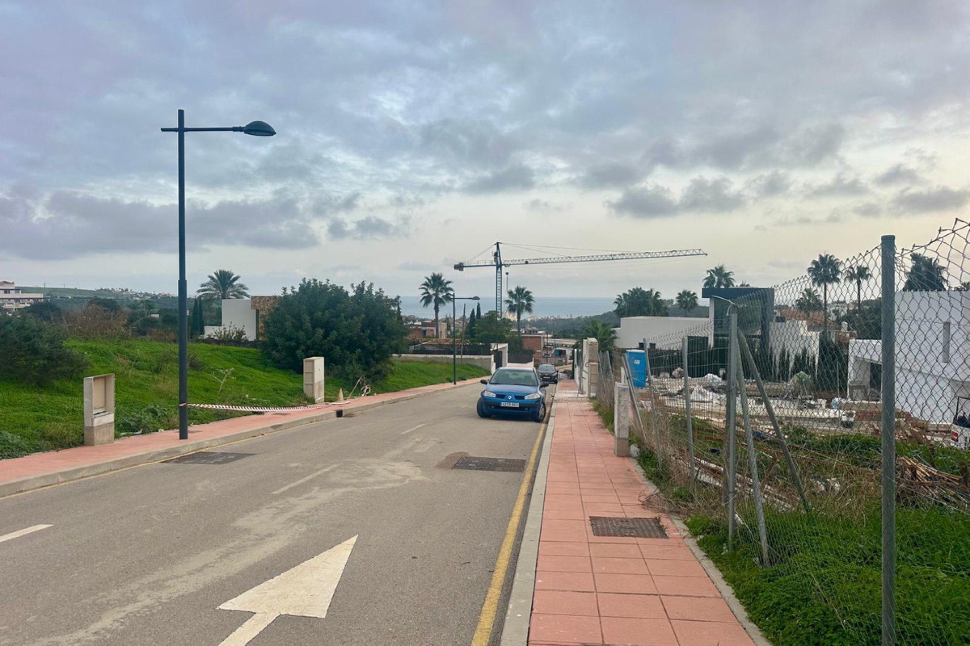 Resale - Plot - Residential Plot - Estepona - Valle Romano