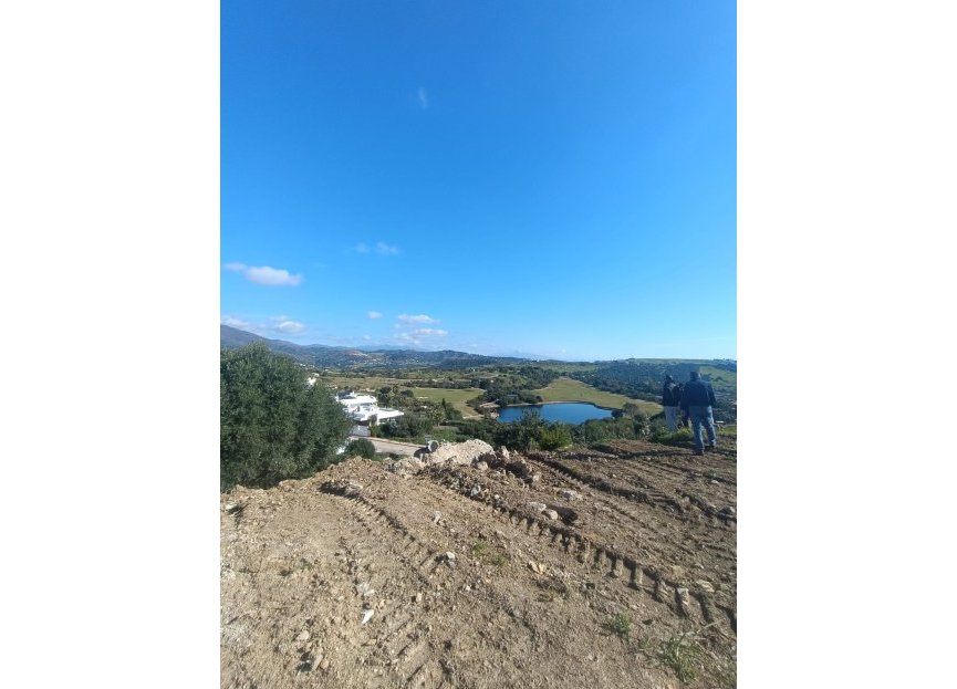 Resale - Plot - Residential Plot - Estepona - Valle Romano