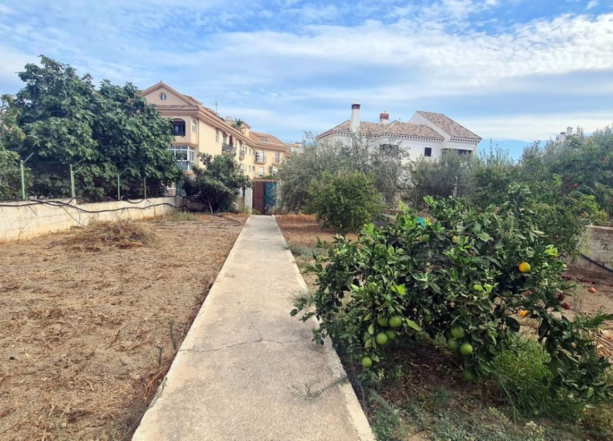 Resale - Plot - Residential Plot - Fuengirola - Fuengirola Centro