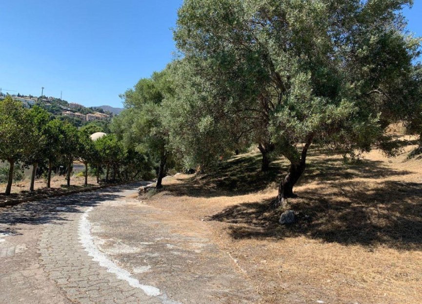 Resale - Plot - Residential Plot - Marbella - Elviria