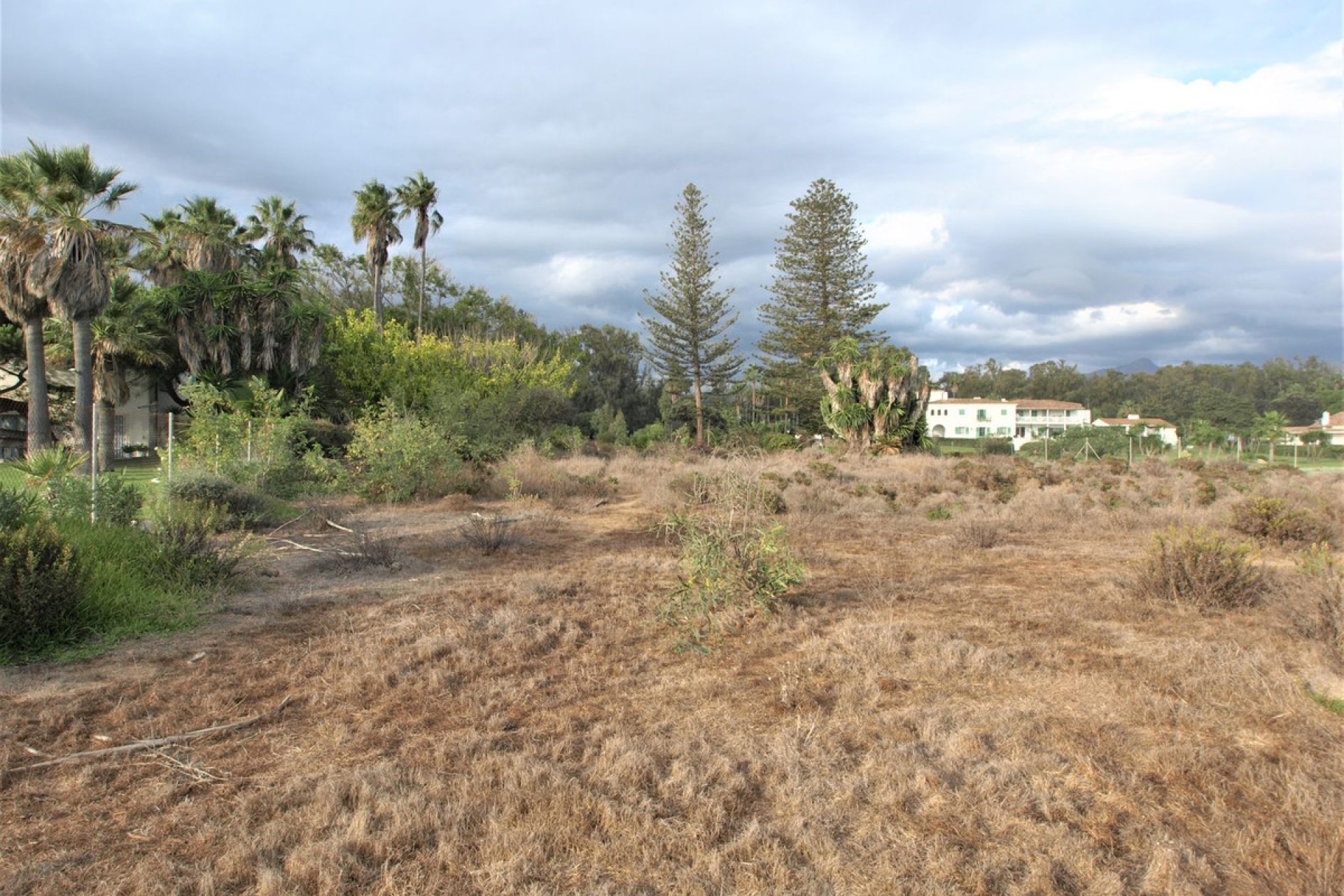 Resale - Plot - Residential Plot - Marbella - Guadalmina Baja