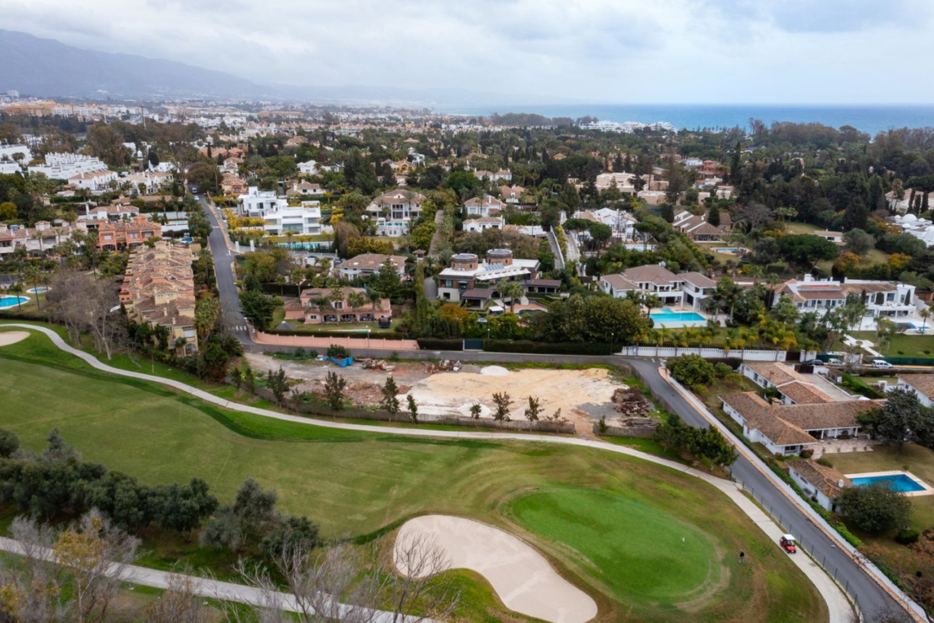 Resale - Plot - Residential Plot - Marbella - Guadalmina Baja