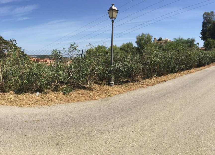 Resale - Plot - Residential Plot - Marbella - Hacienda Las Chapas