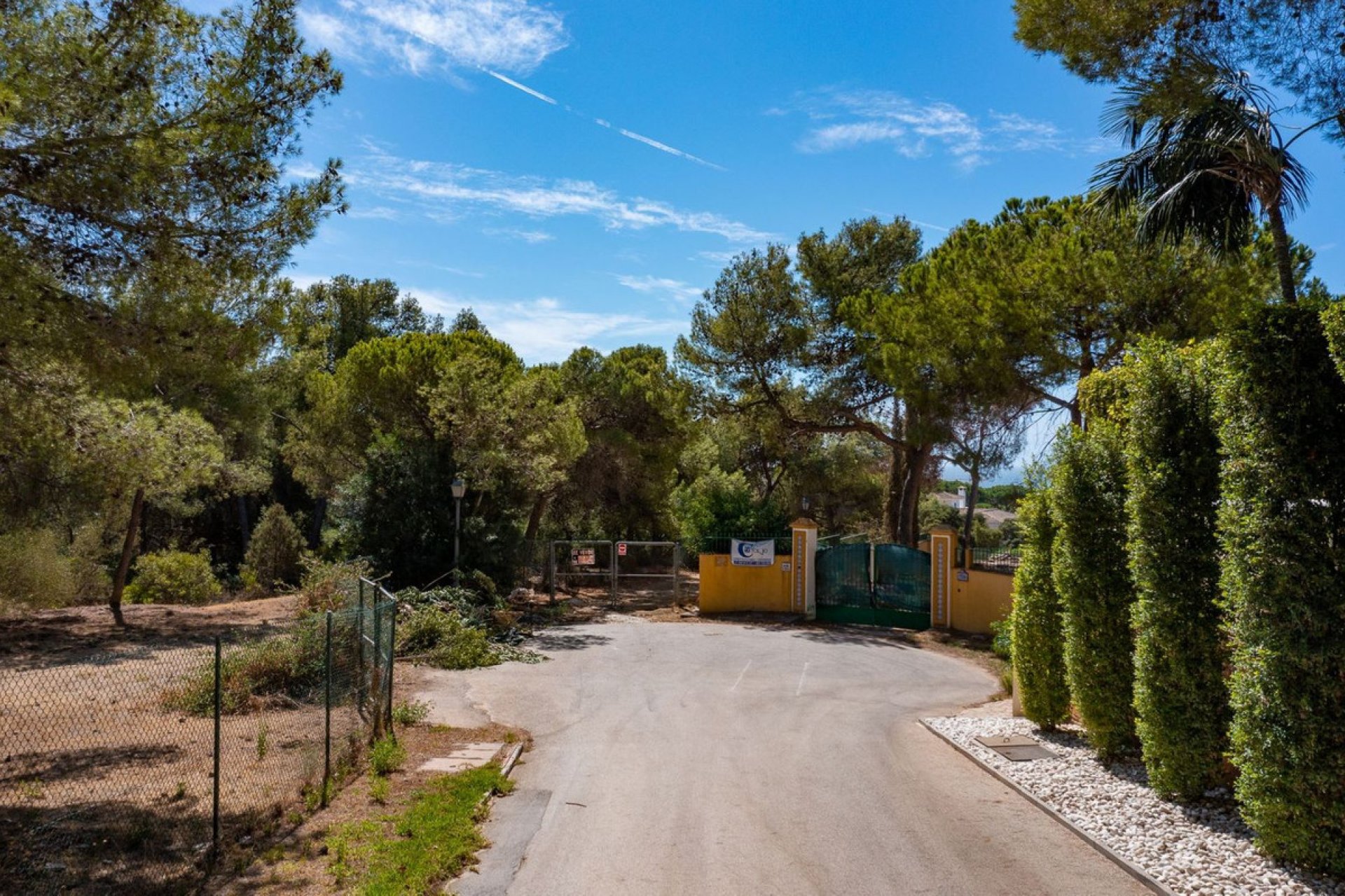 Resale - Plot - Residential Plot - Marbella - Hacienda Las Chapas