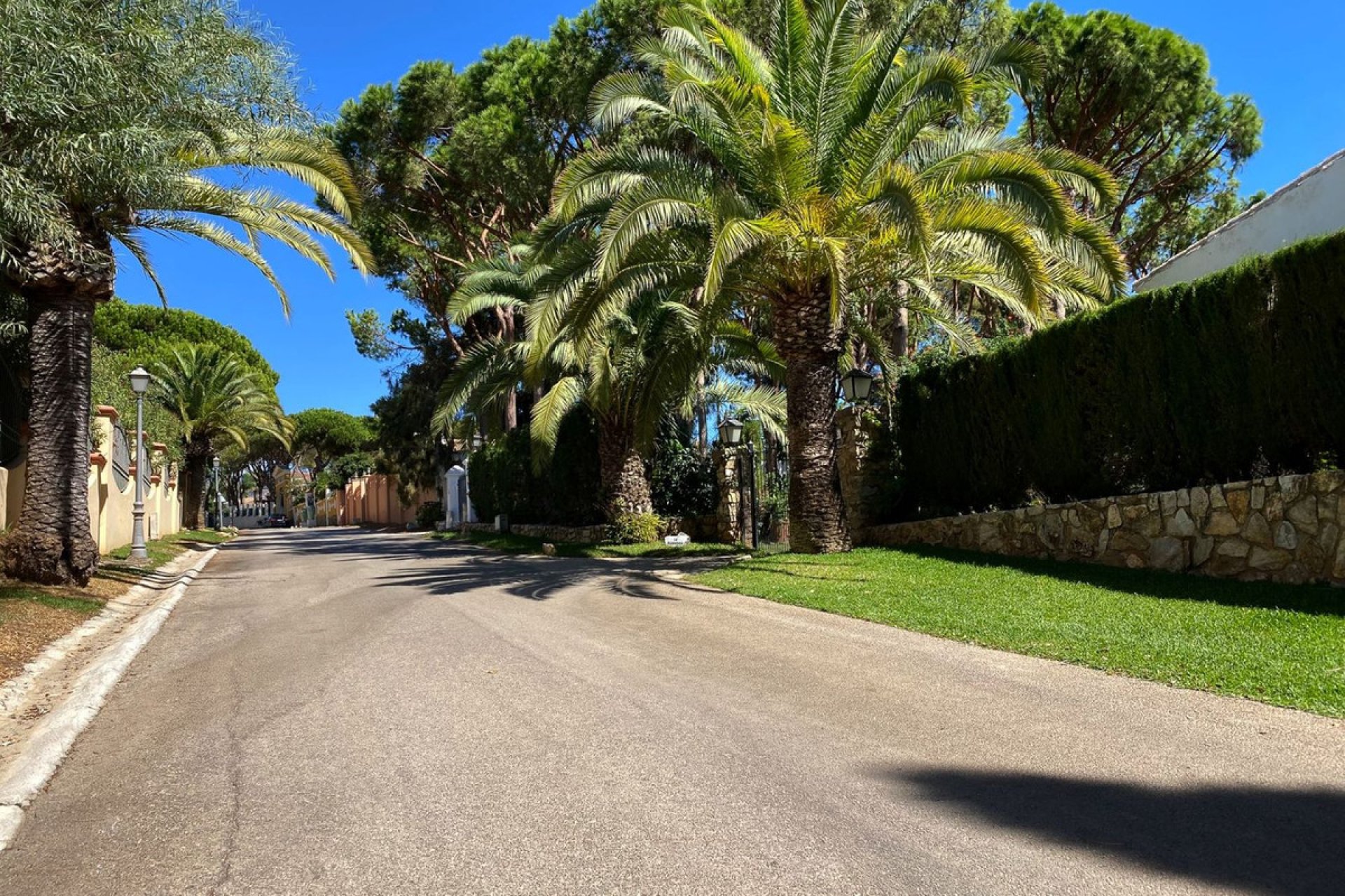 Resale - Plot - Residential Plot - Marbella - Hacienda Las Chapas