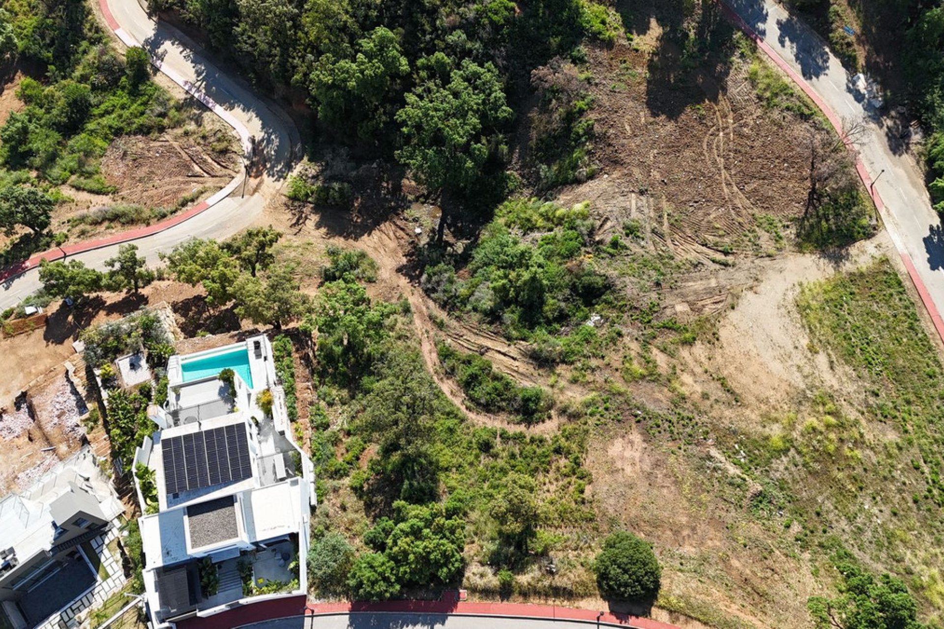 Resale - Plot - Residential Plot - Marbella - La Mairena