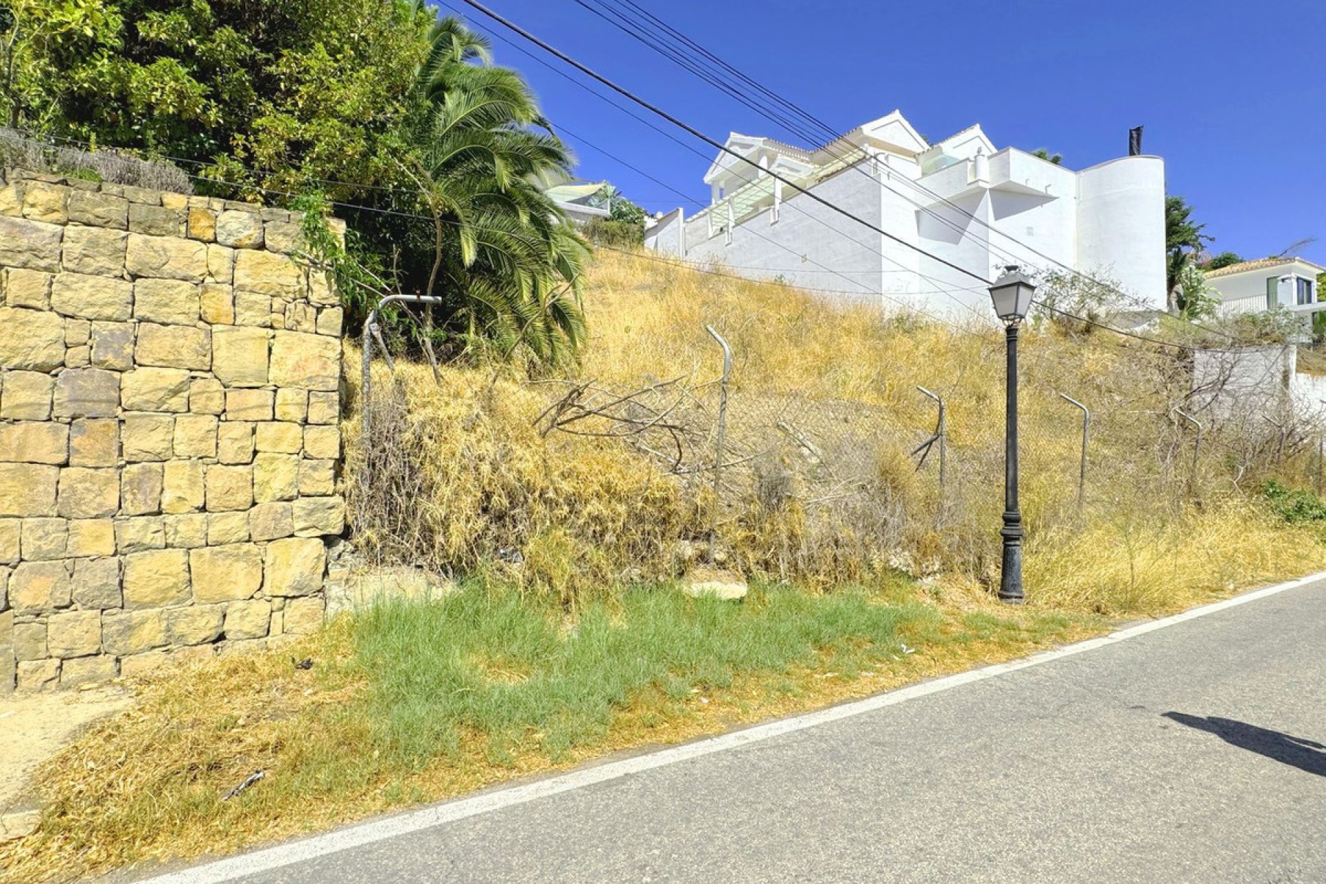 Resale - Plot - Residential Plot - Marbella - Nueva Andalucia