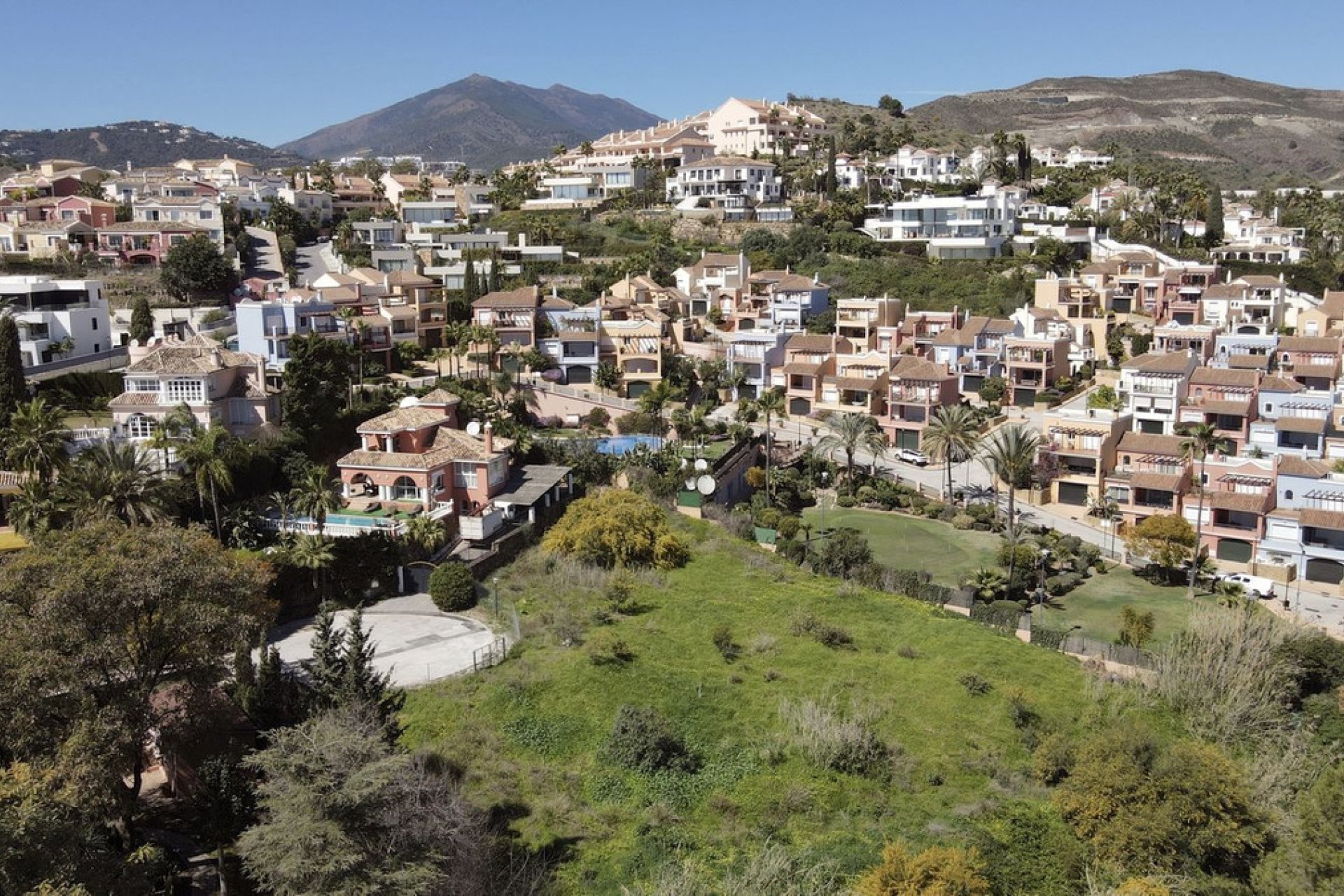 Resale - Plot - Residential Plot - Marbella - Nueva Andalucia