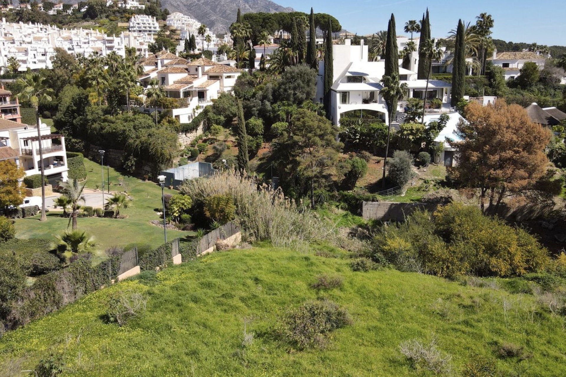 Resale - Plot - Residential Plot - Marbella - Nueva Andalucia