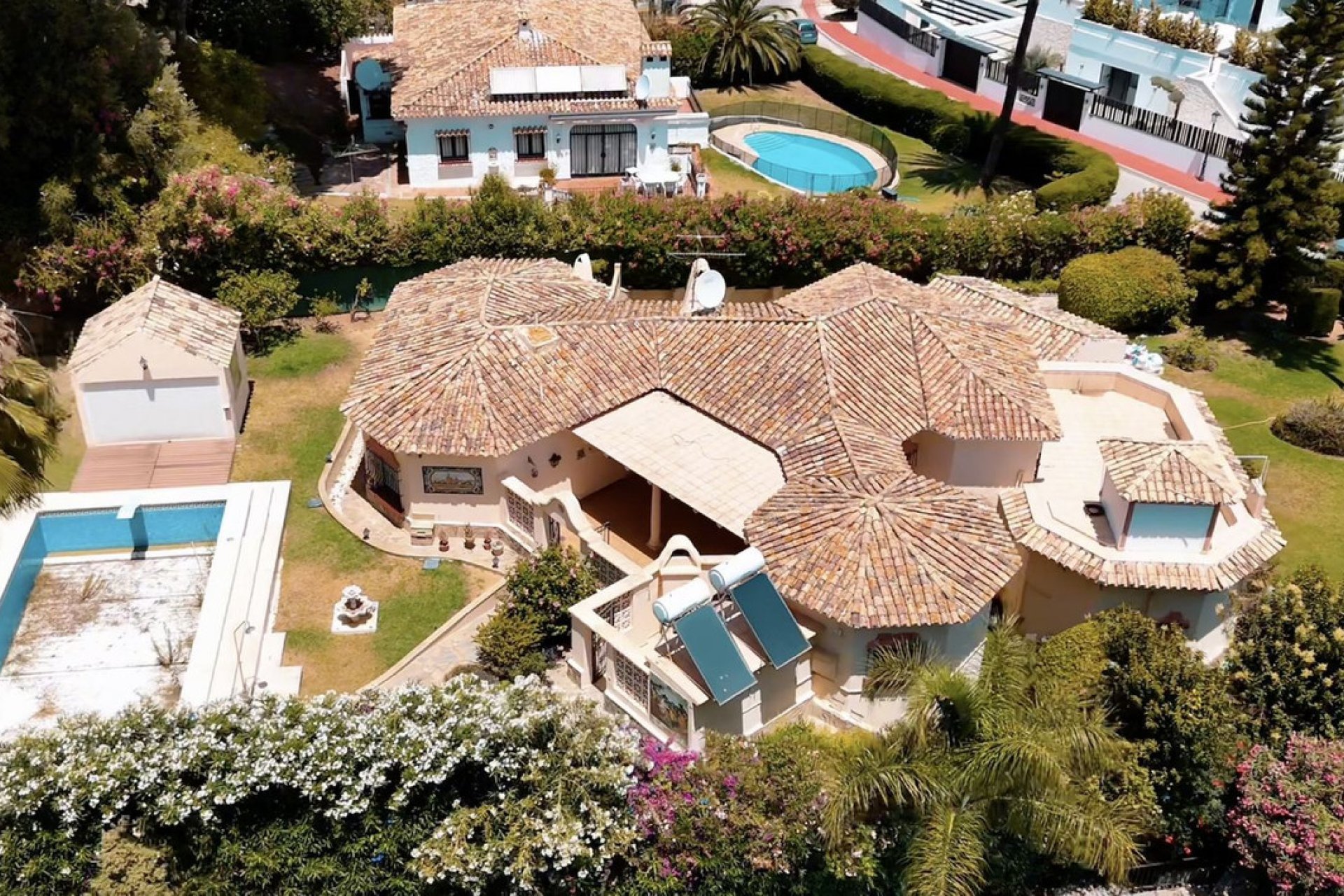 Resale - Plot - Residential Plot - Marbella - Nueva Andalucia