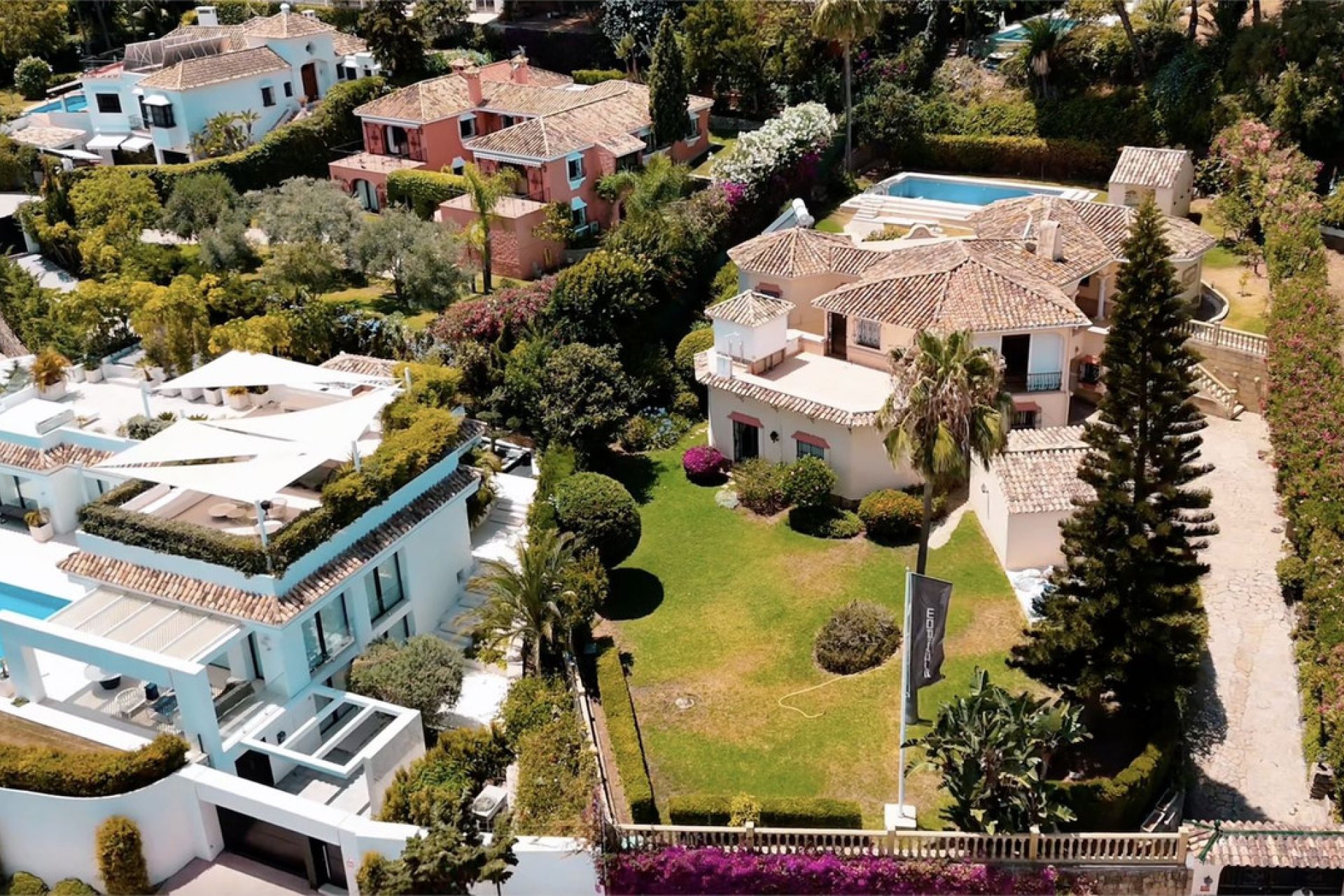 Resale - Plot - Residential Plot - Marbella - Nueva Andalucia