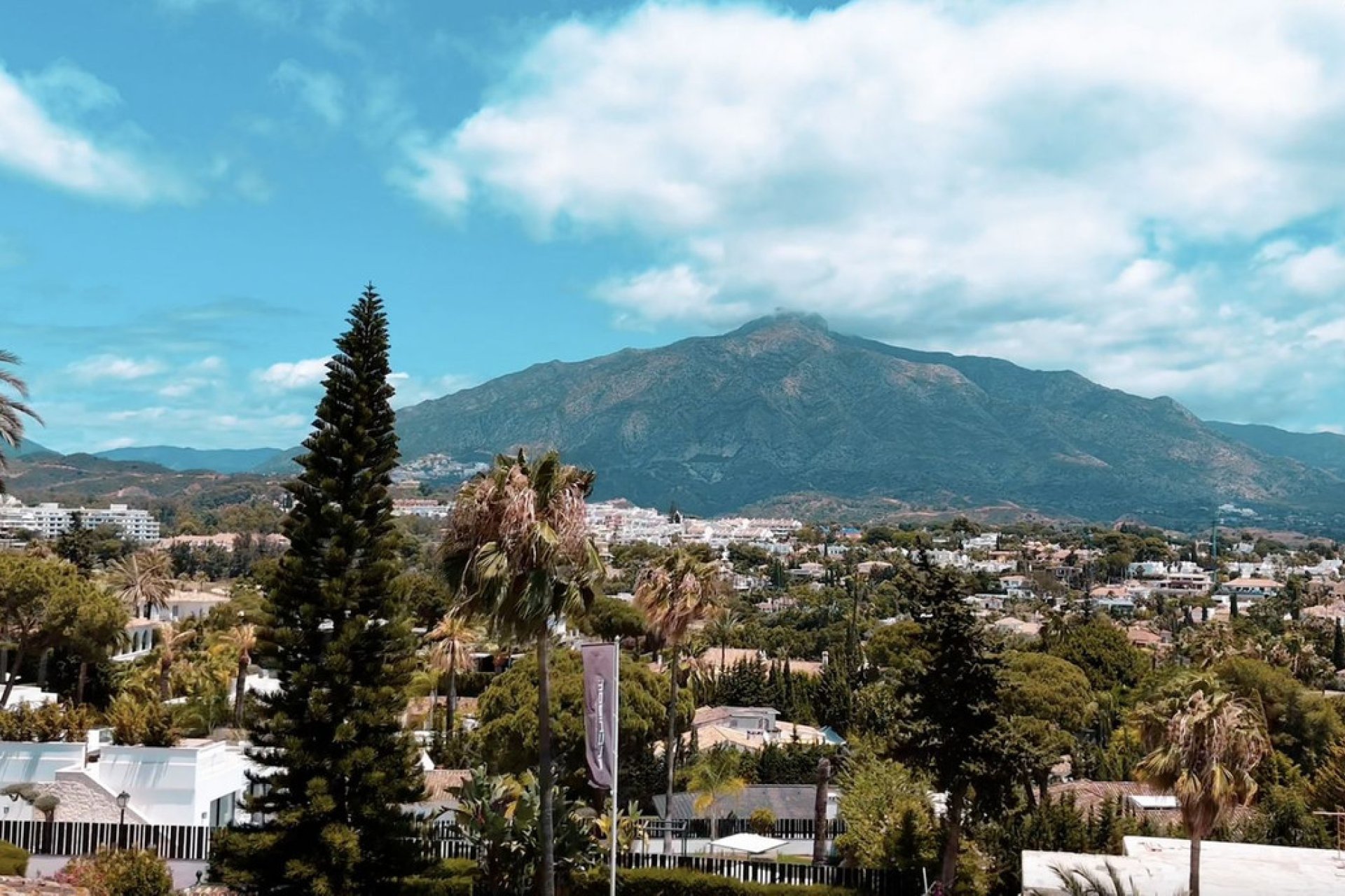 Resale - Plot - Residential Plot - Marbella - Nueva Andalucia