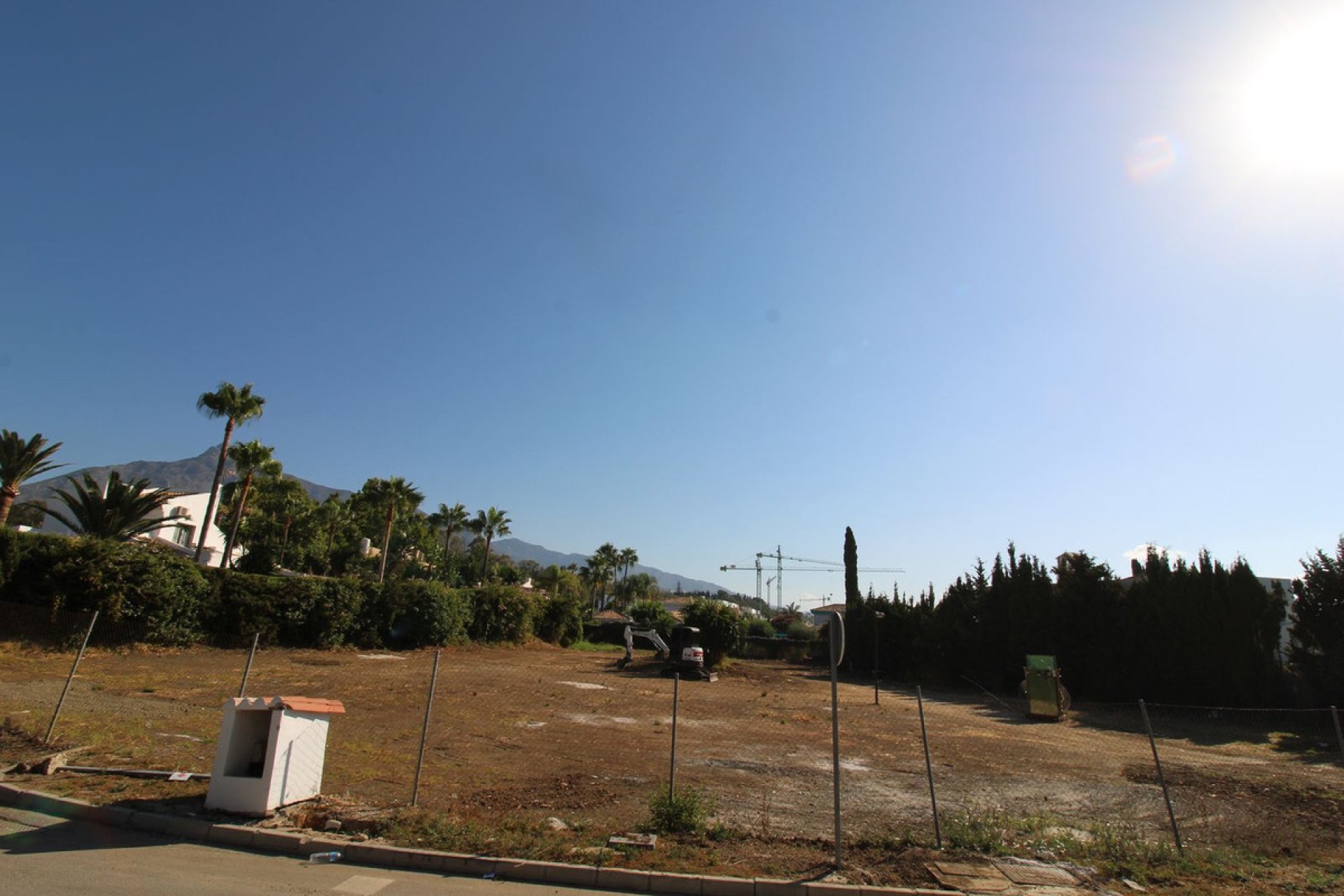 Resale - Plot - Residential Plot - Marbella - The Golden Mile