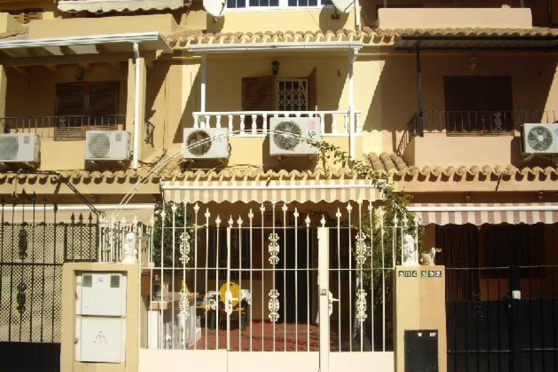 Resale - Townhouse - Los Alcazares - Mercadona