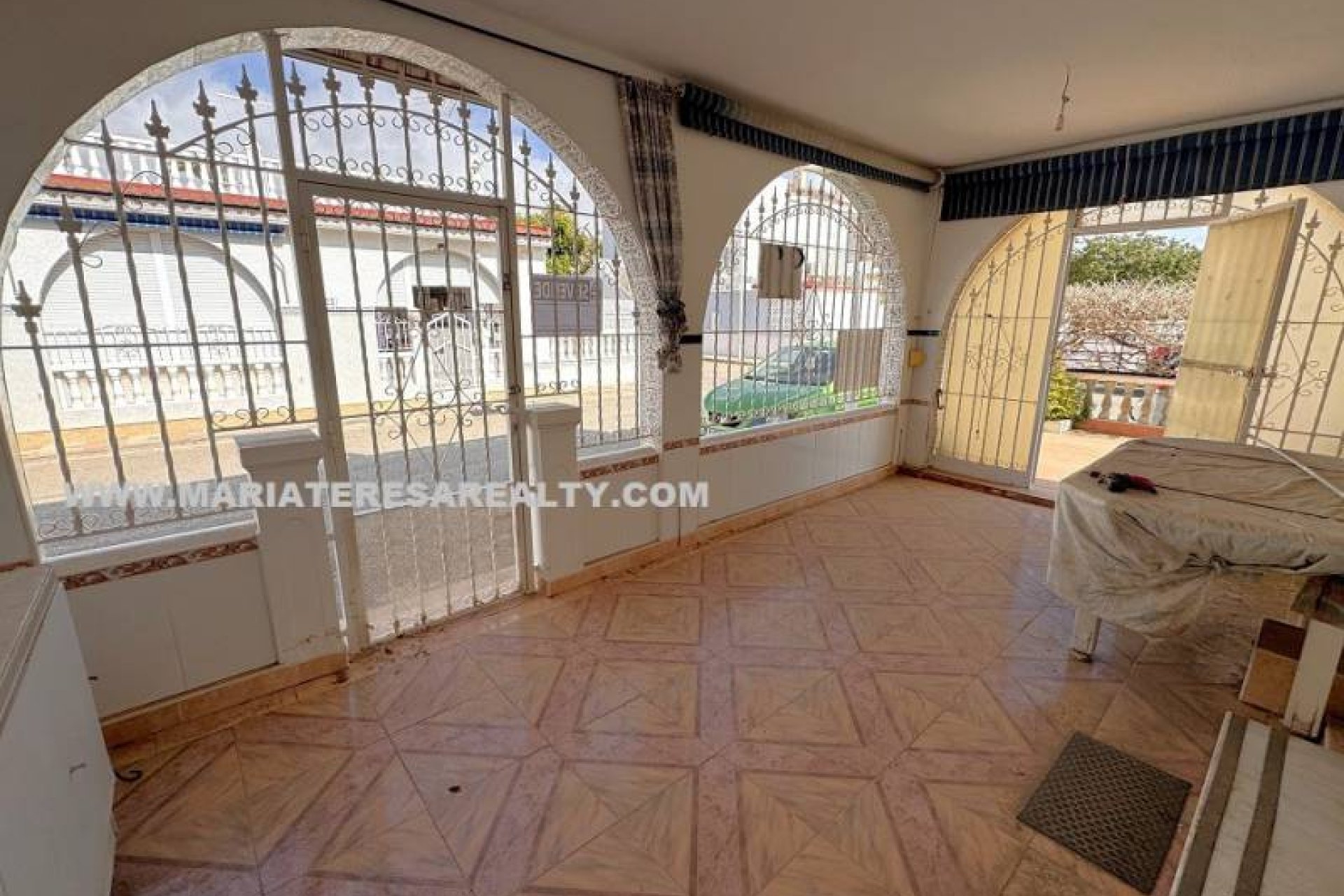 Resale - Townhouse - Los Narejos - Urb. Oasis