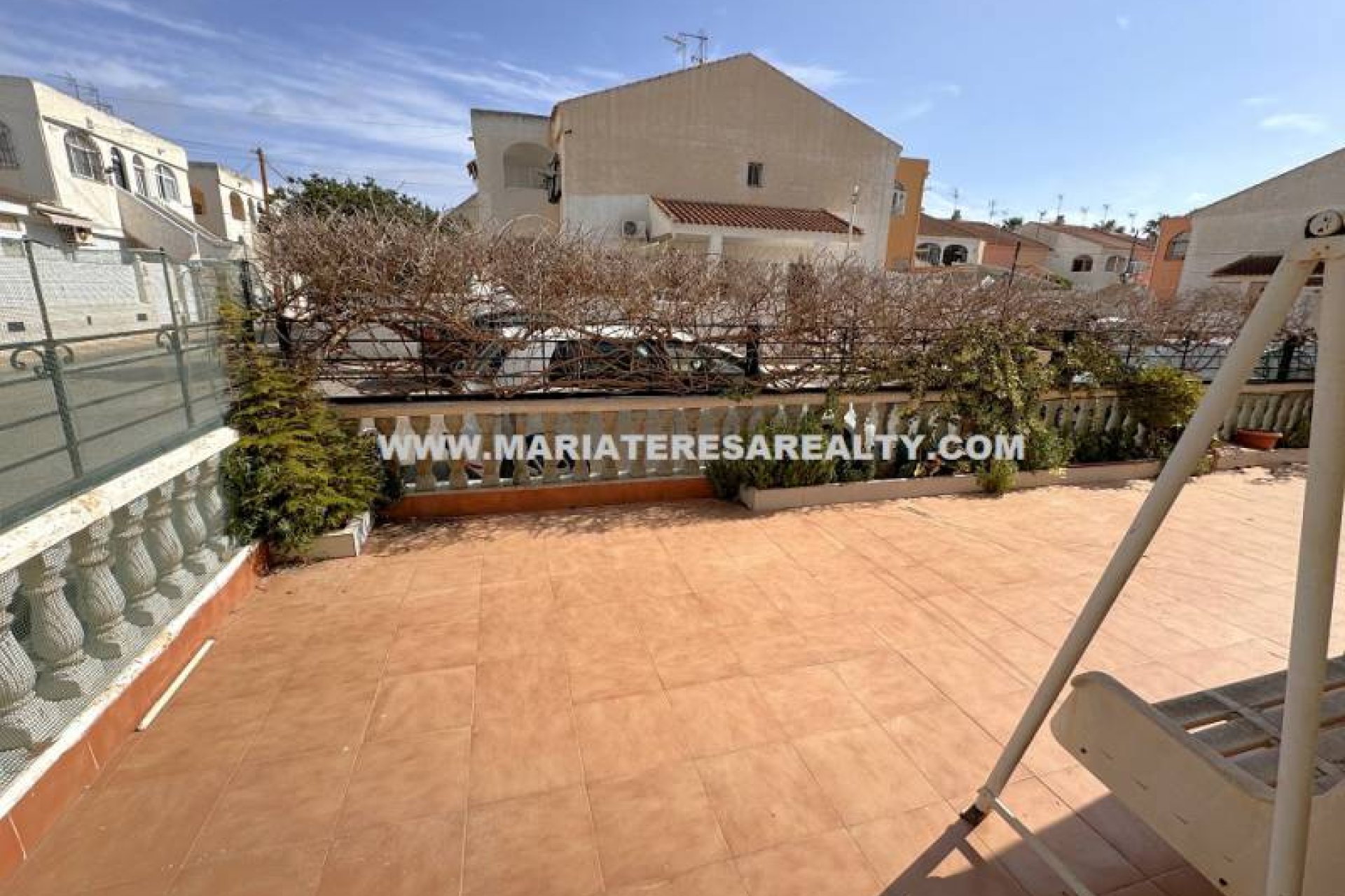 Resale - Townhouse - Los Narejos - Urb. Oasis