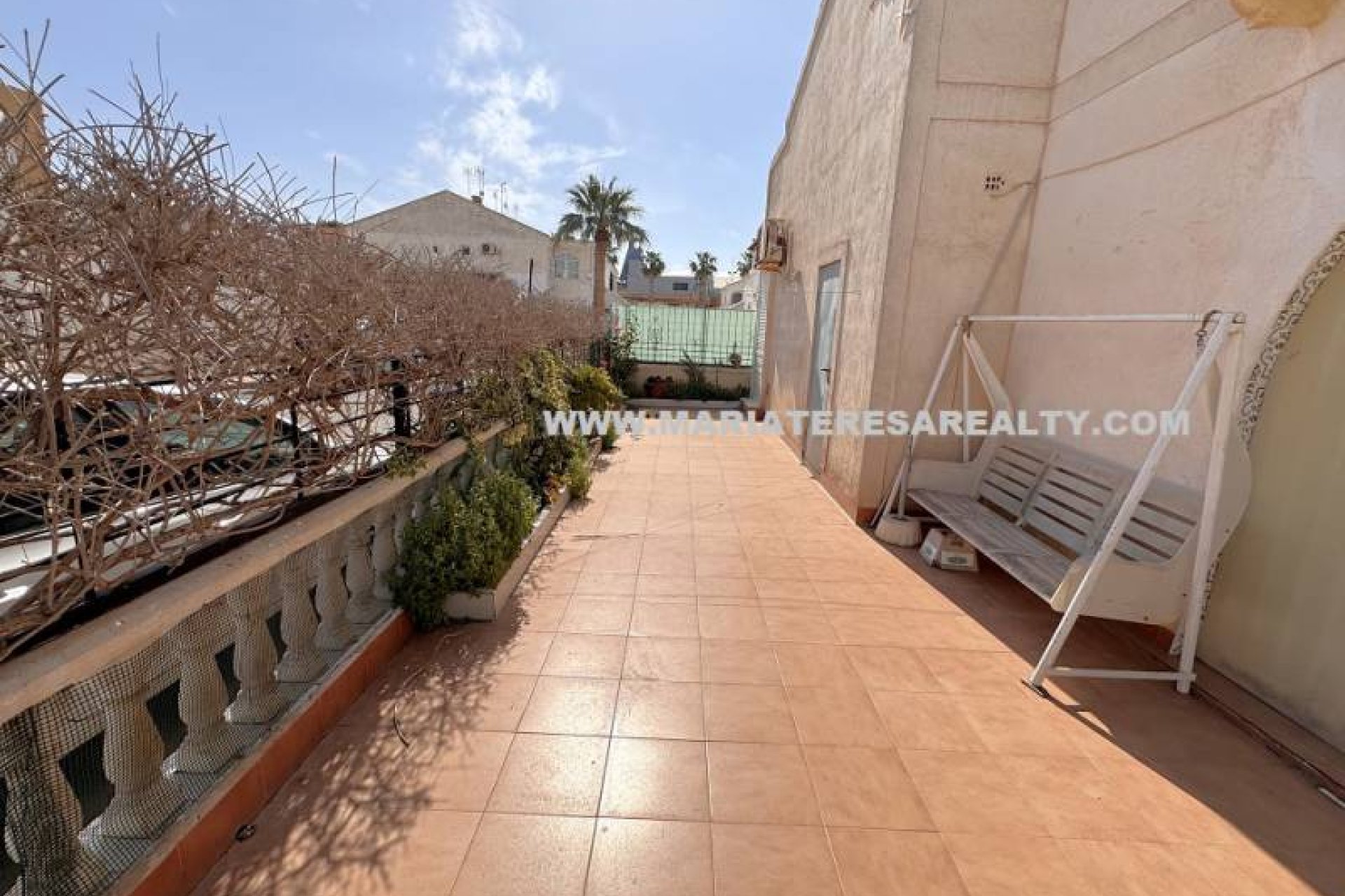 Resale - Townhouse - Los Narejos - Urb. Oasis