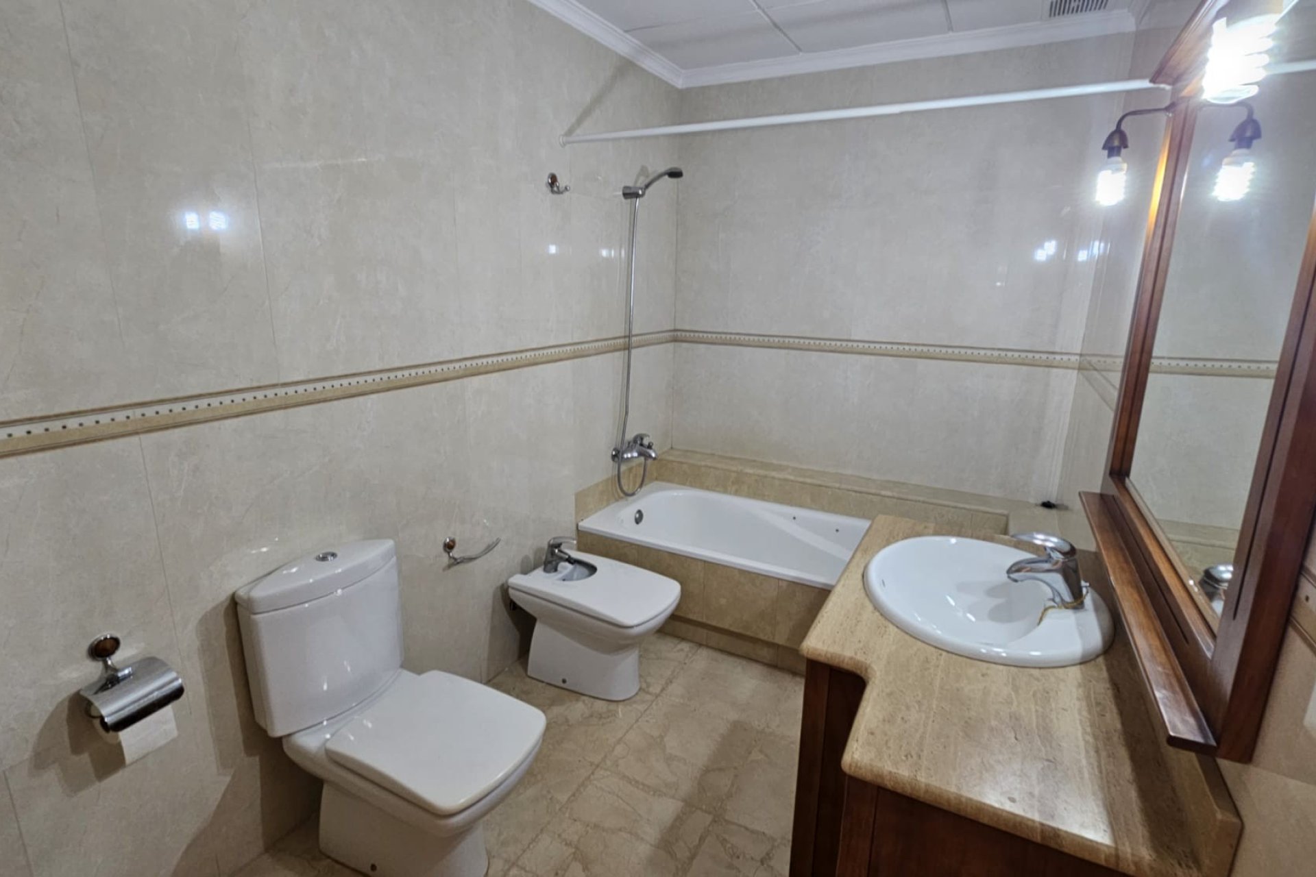 Resale - Villa - Aguilas - Center