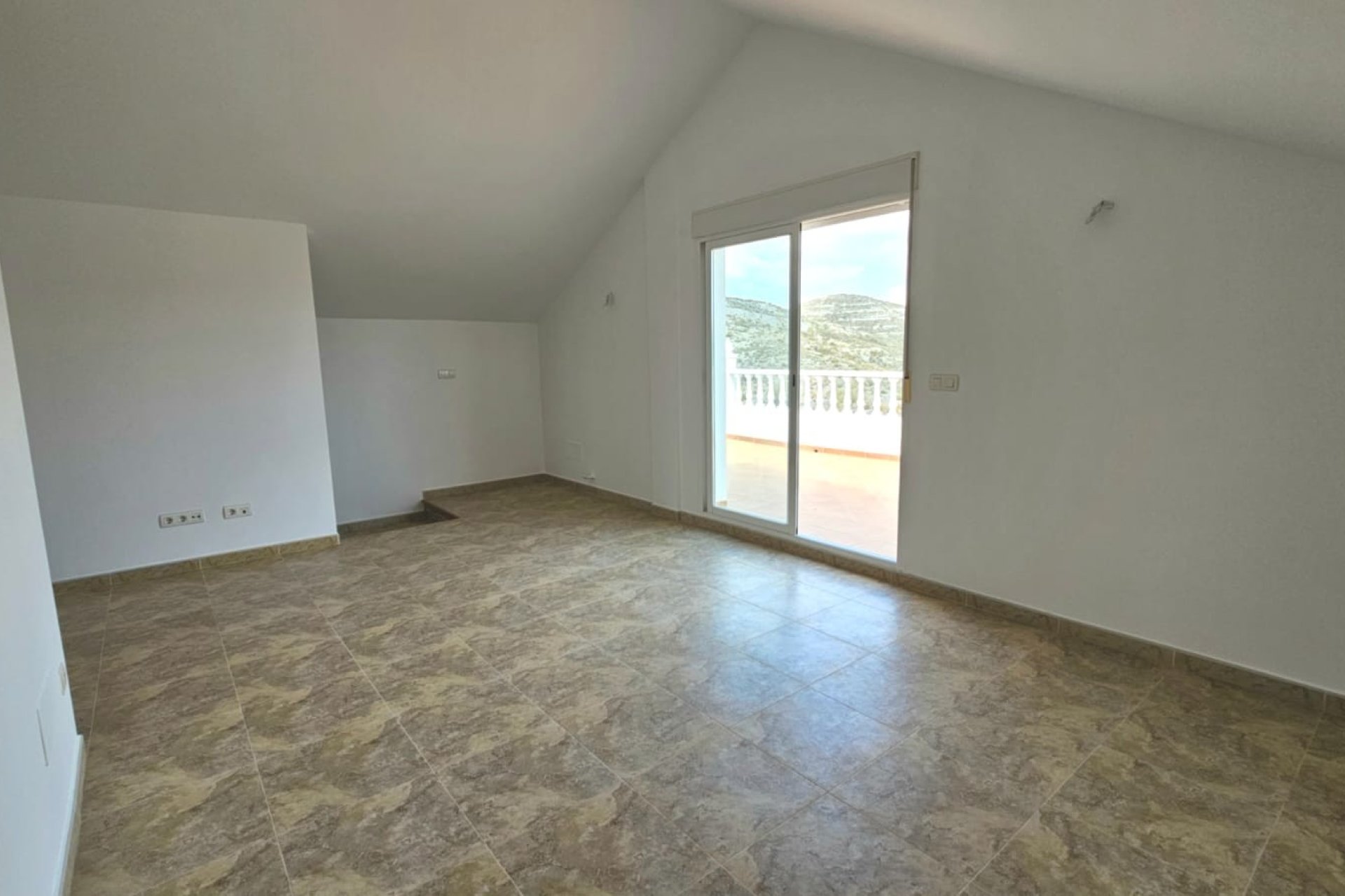 Resale - Villa - Lorca