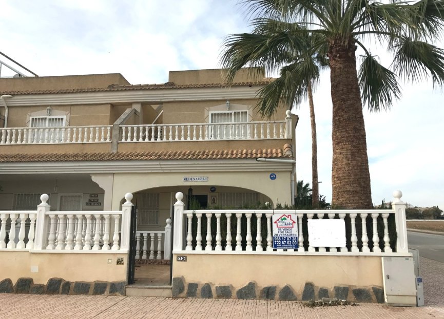 Resale - Villa - Los Alcazares - El Divino