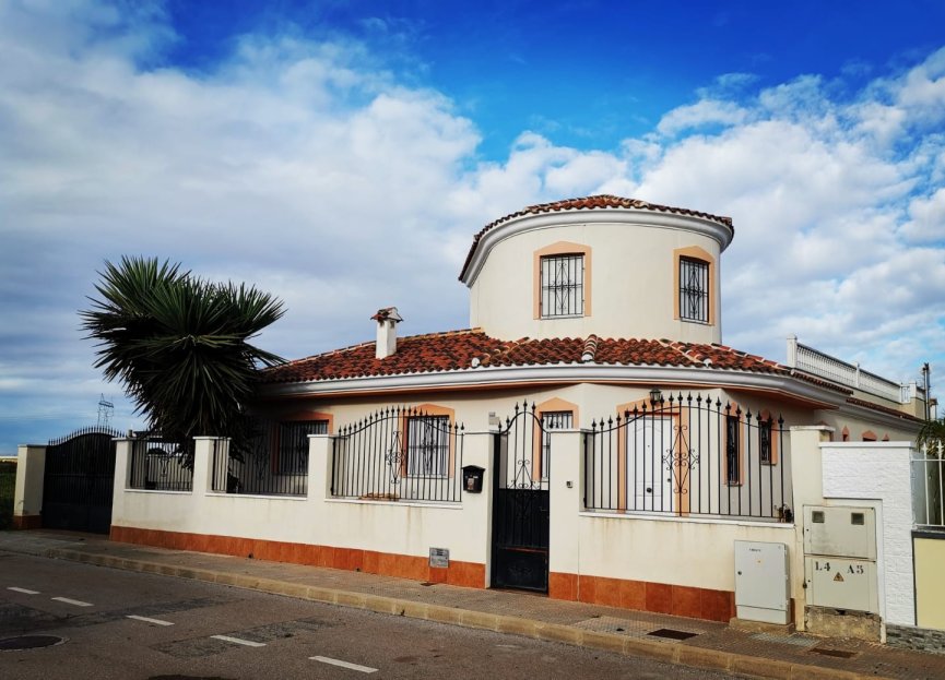 Resale - Villa - Los Alcazares - town