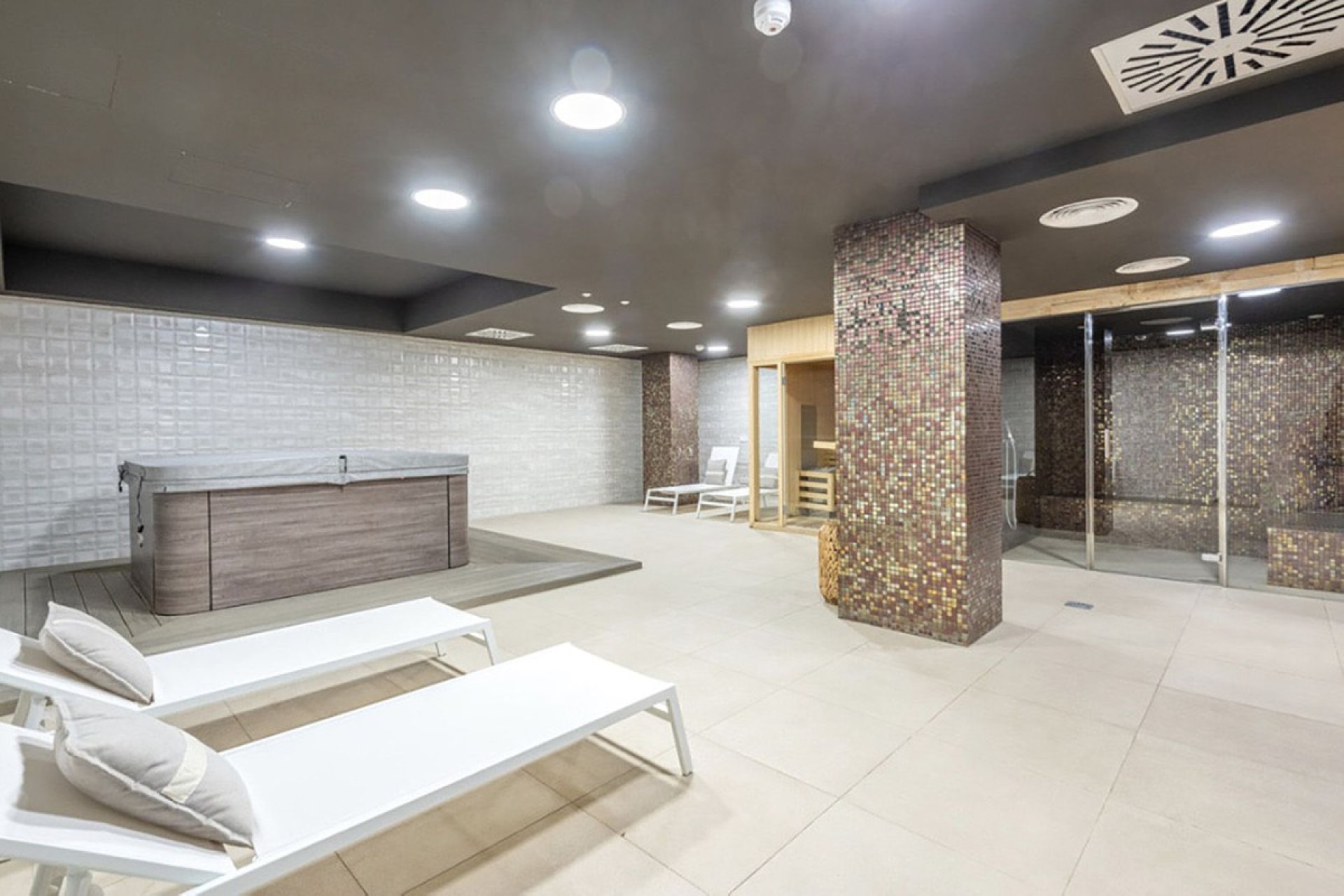 Reventa - Apartamento / piso - Benalmádena