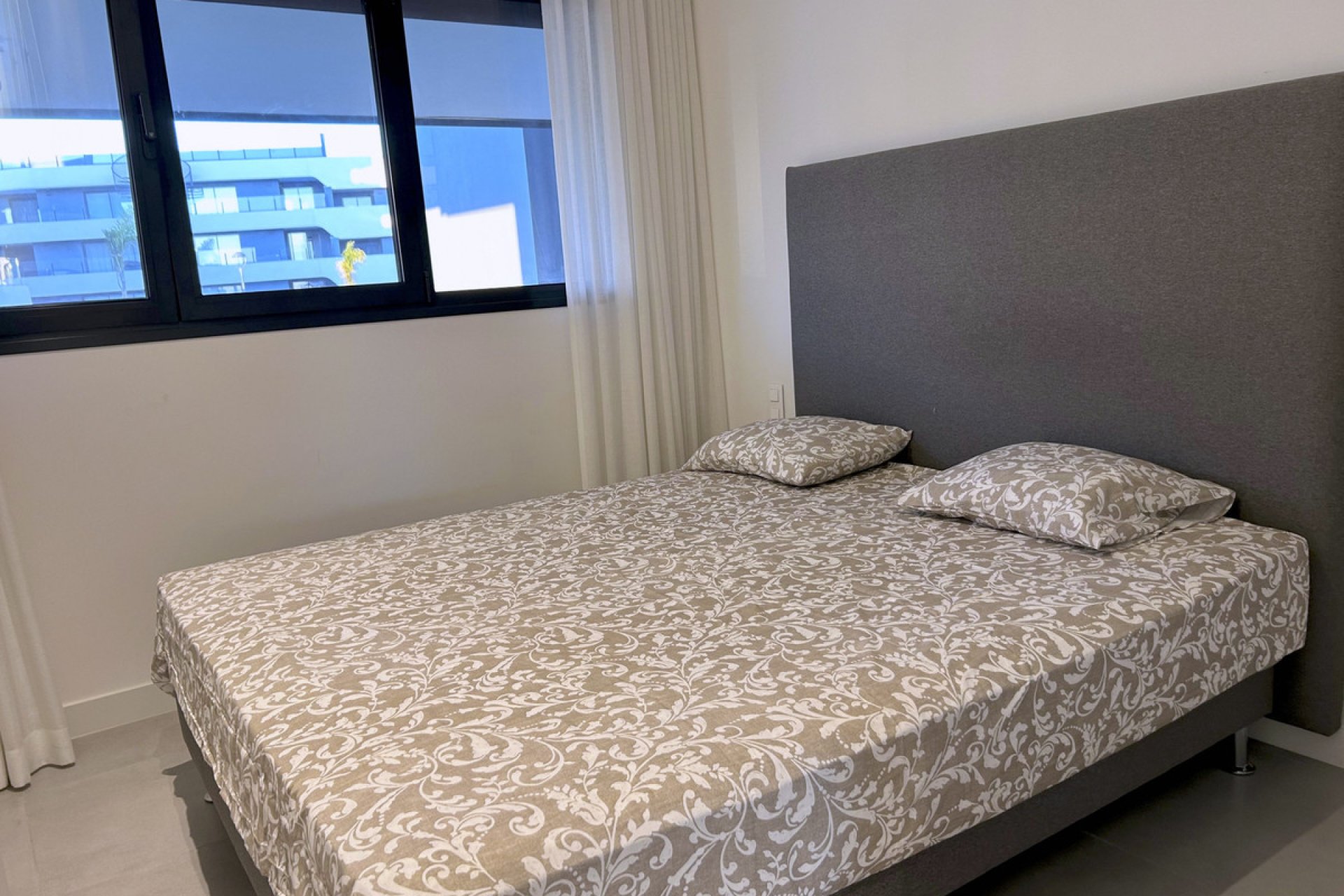 Reventa - Apartamento / piso - Estepona