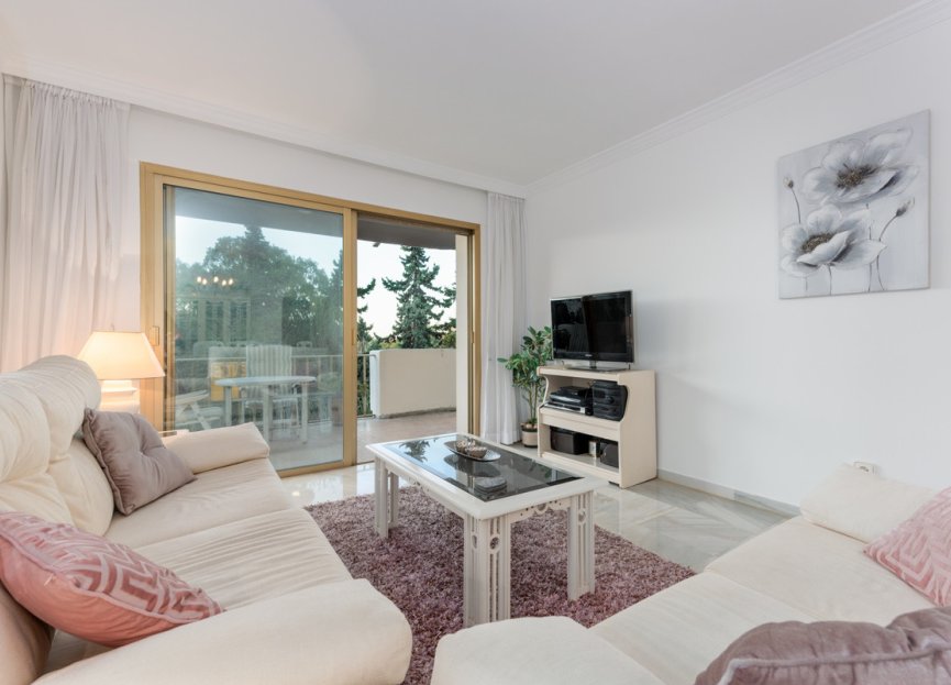 Reventa - Apartamento / piso - Nueva Andalucía - Nueva Andalucia