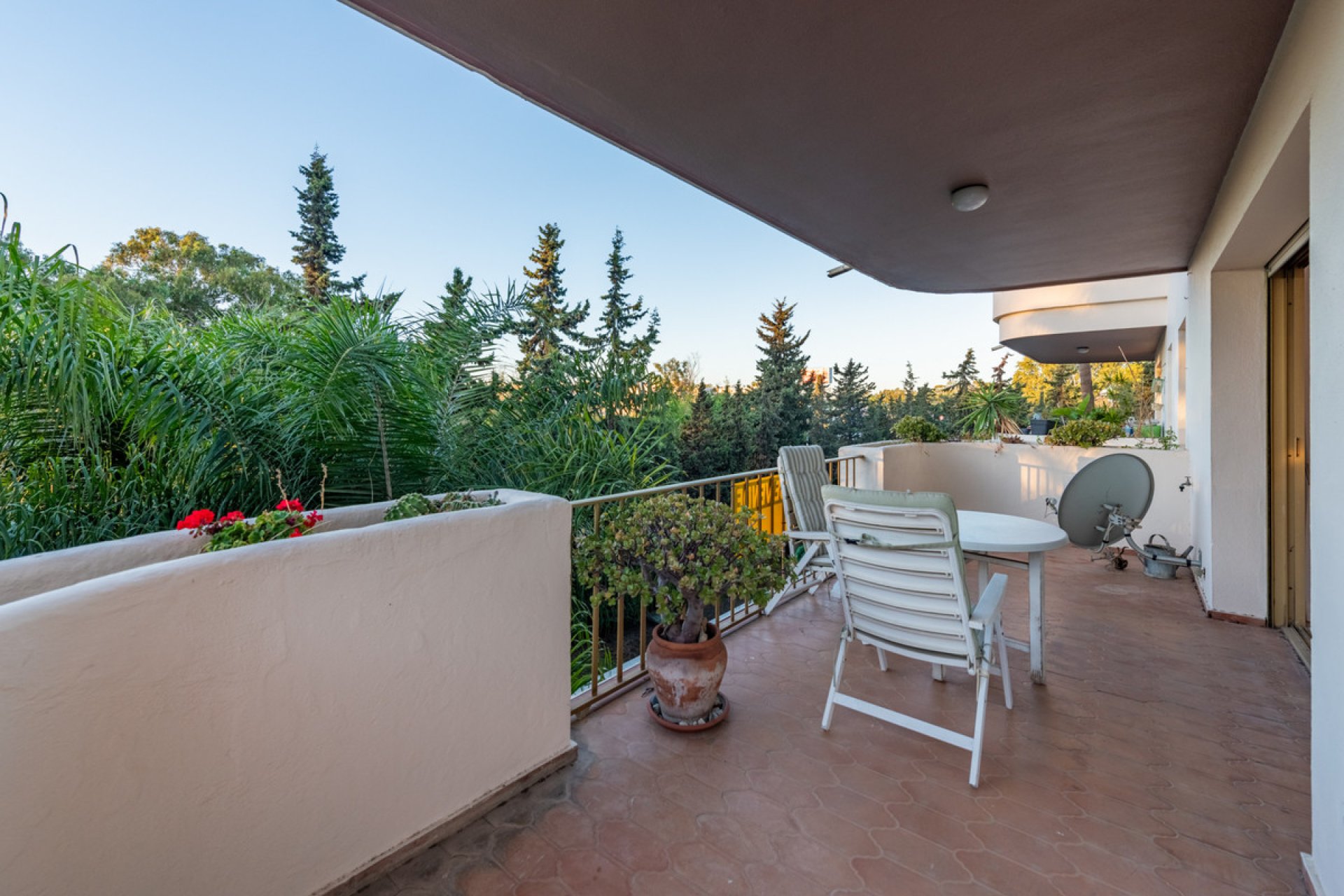 Reventa - Apartamento / piso - Nueva Andalucía - Nueva Andalucia