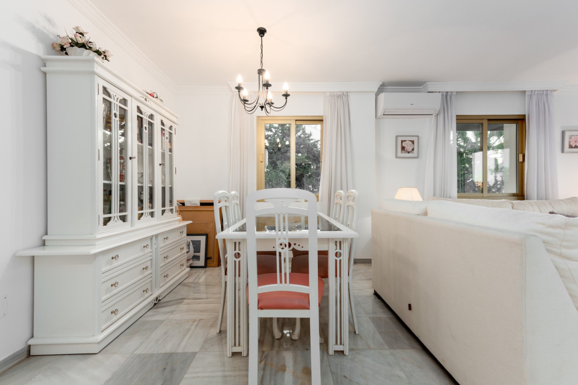 Reventa - Apartamento / piso - Nueva Andalucía - Nueva Andalucia