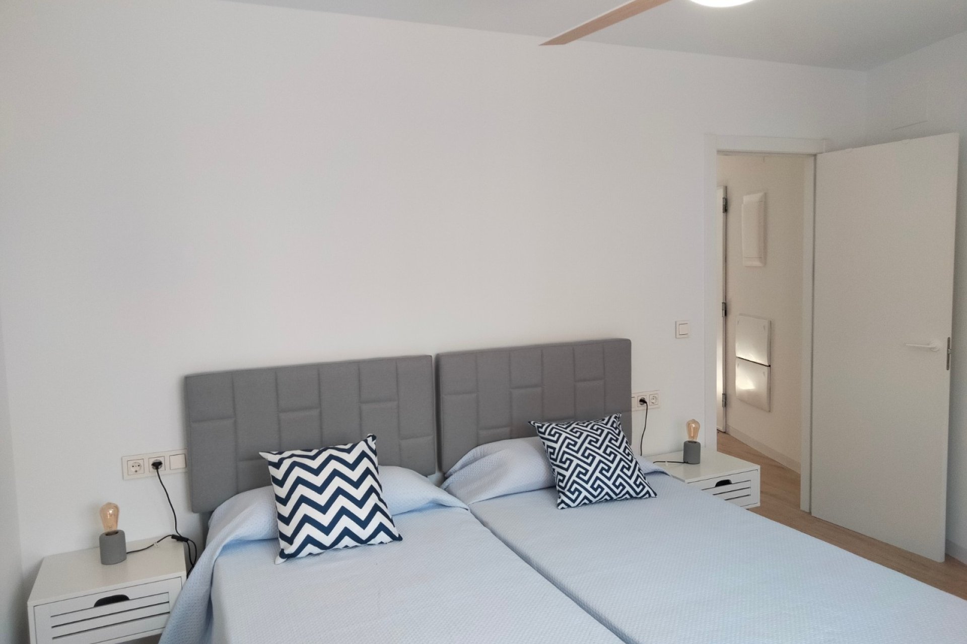 Reventa - Apartment - Aguilas - Center