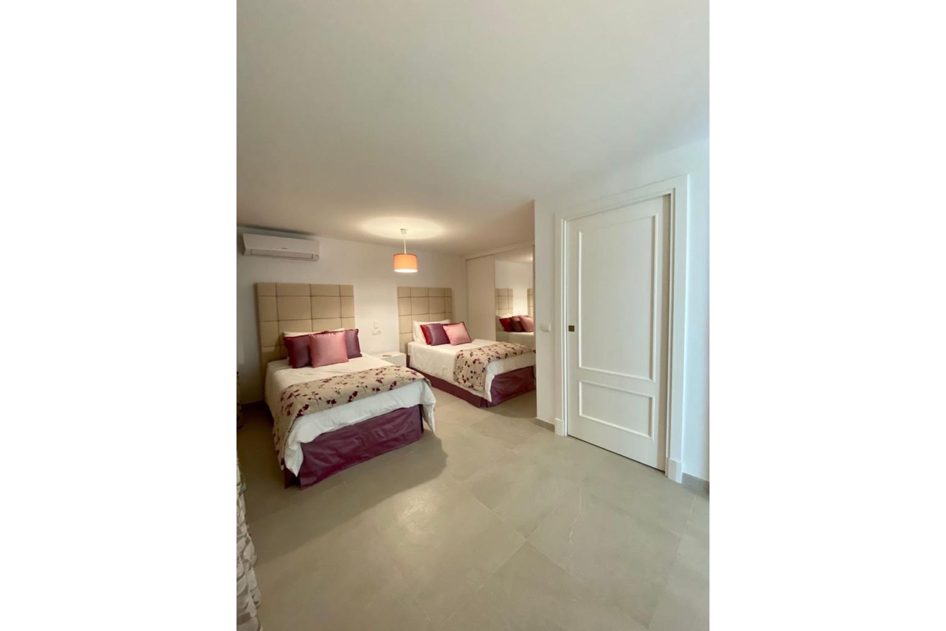 Reventa - Apartment - Duplex - Marbella - Nueva Andalucia