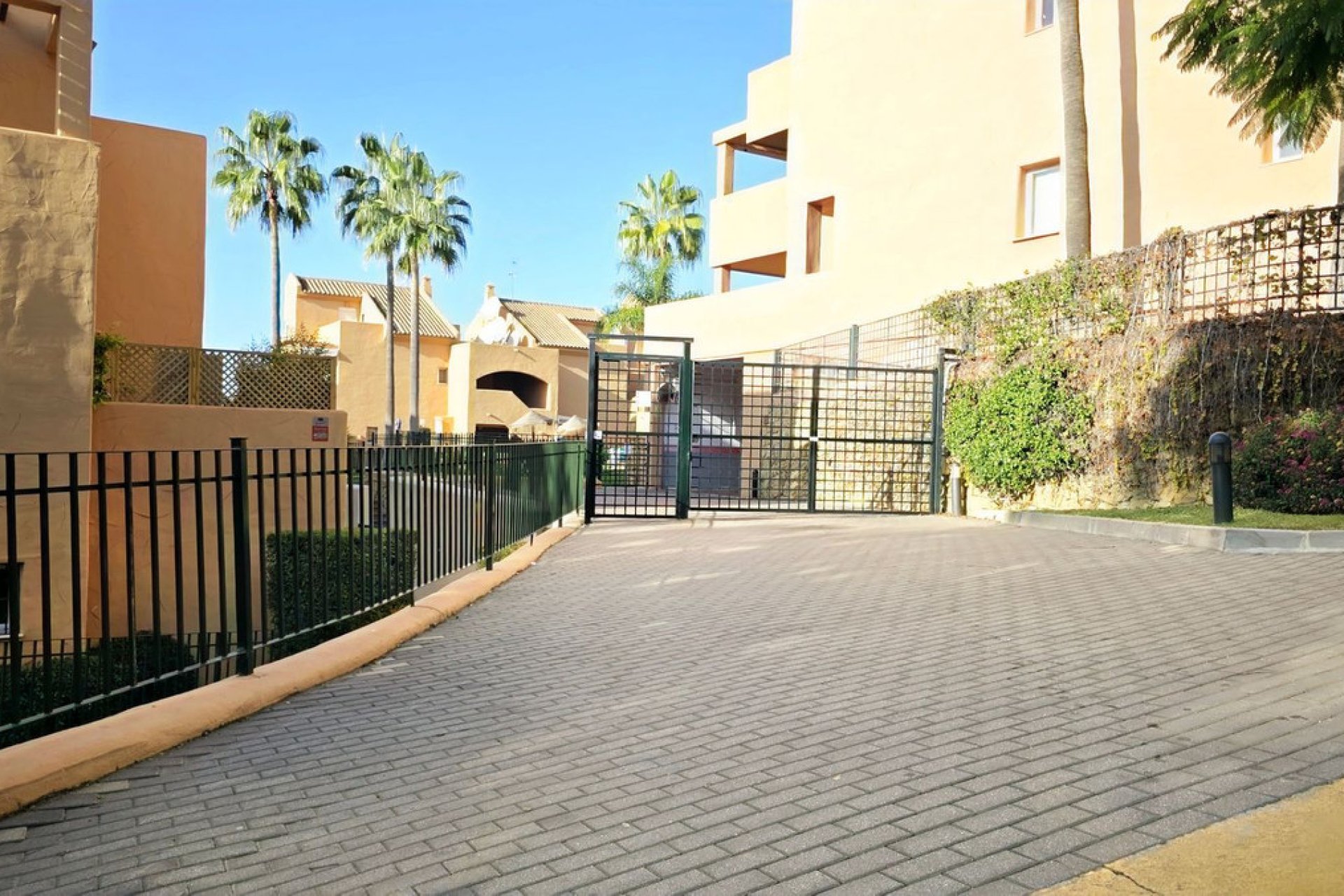 Reventa - Apartment - Ground Floor Apartment - Marbella - Elviria