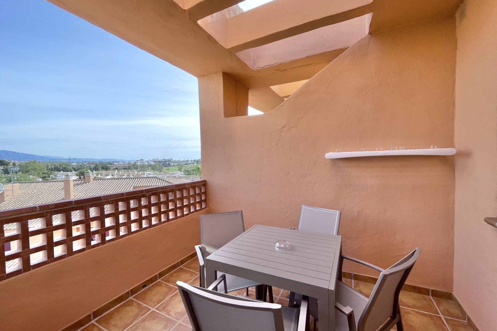 Reventa - Apartment - Middle Floor Apartment - Benahavís - Benahavís Centro