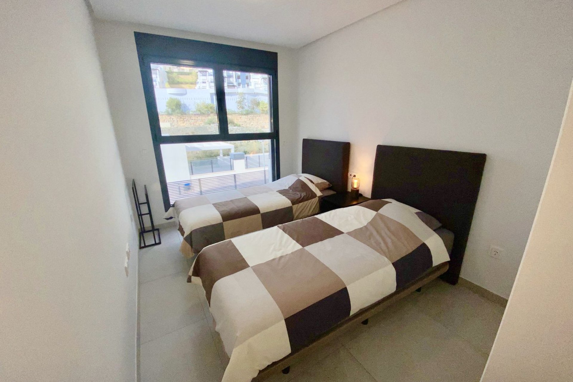 Reventa - Apartment - Middle Floor Apartment - Benahavís - Benahavís Centro