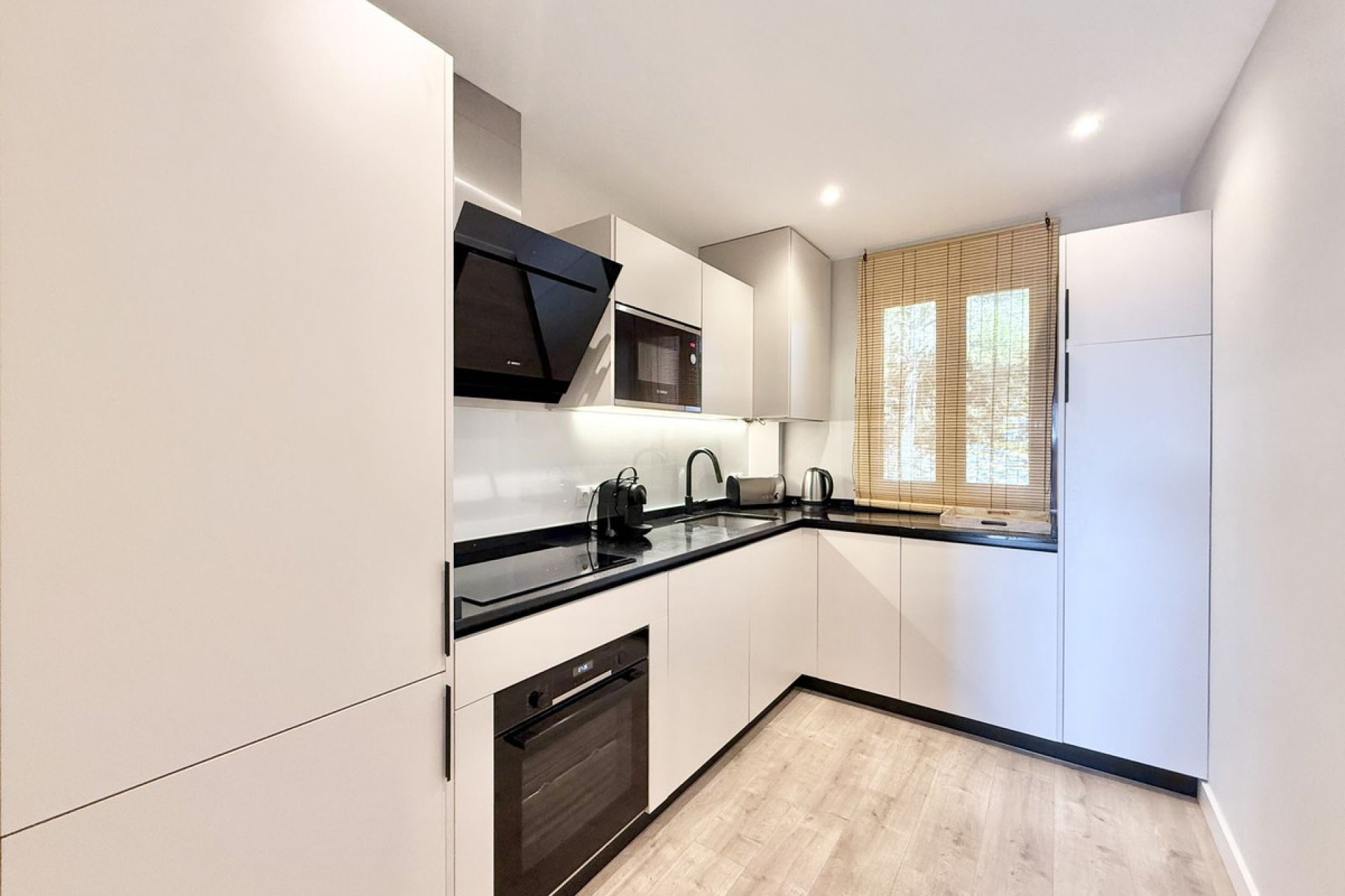 Reventa - Apartment - Middle Floor Apartment - Benahavís - Benahavís Centro