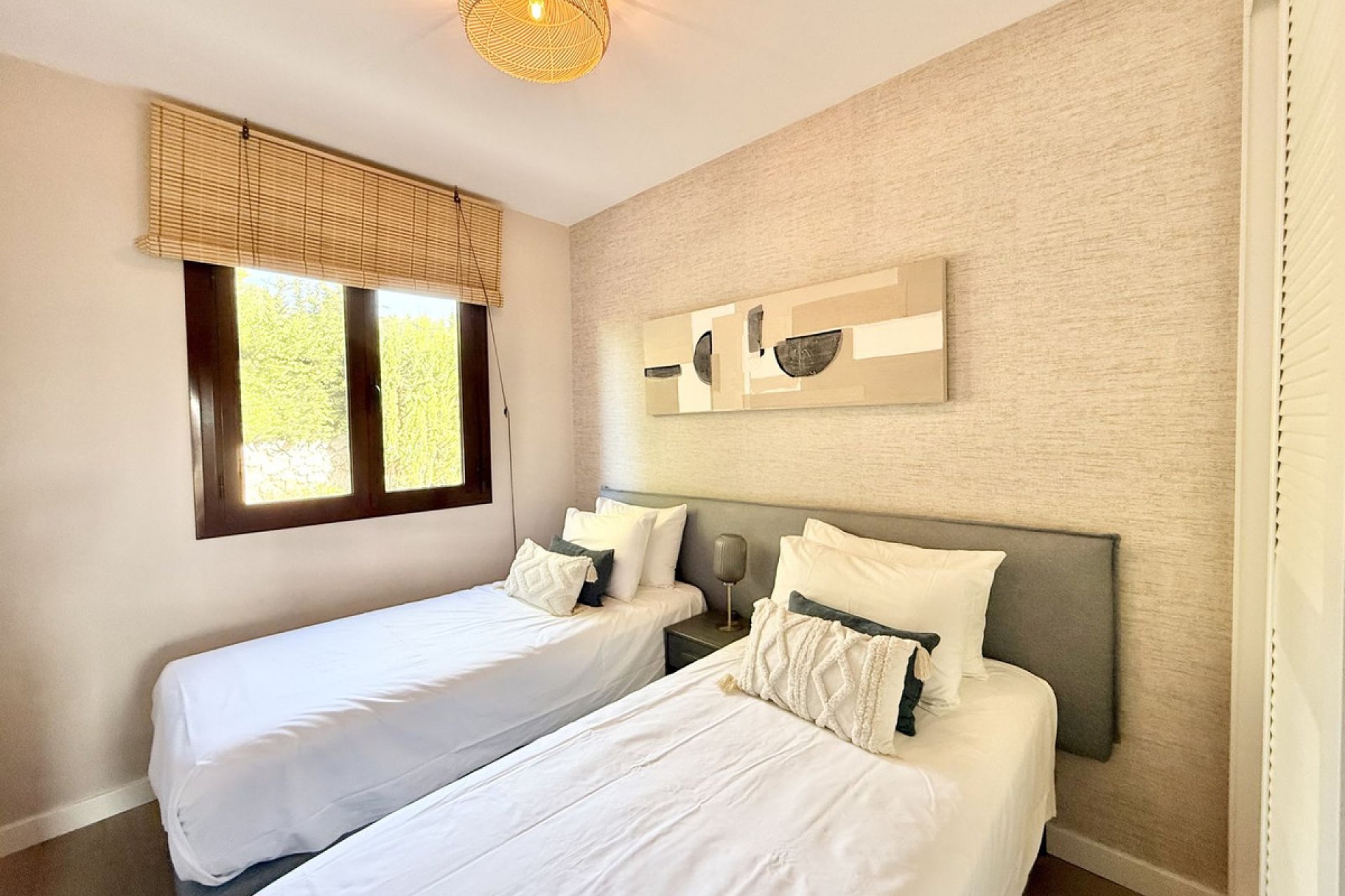 Reventa - Apartment - Middle Floor Apartment - Benahavís - Benahavís Centro