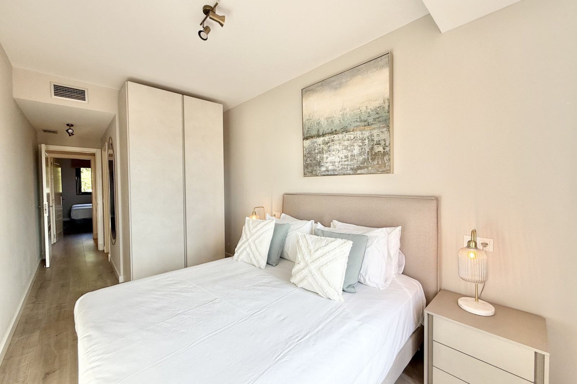 Reventa - Apartment - Middle Floor Apartment - Benahavís - Benahavís Centro